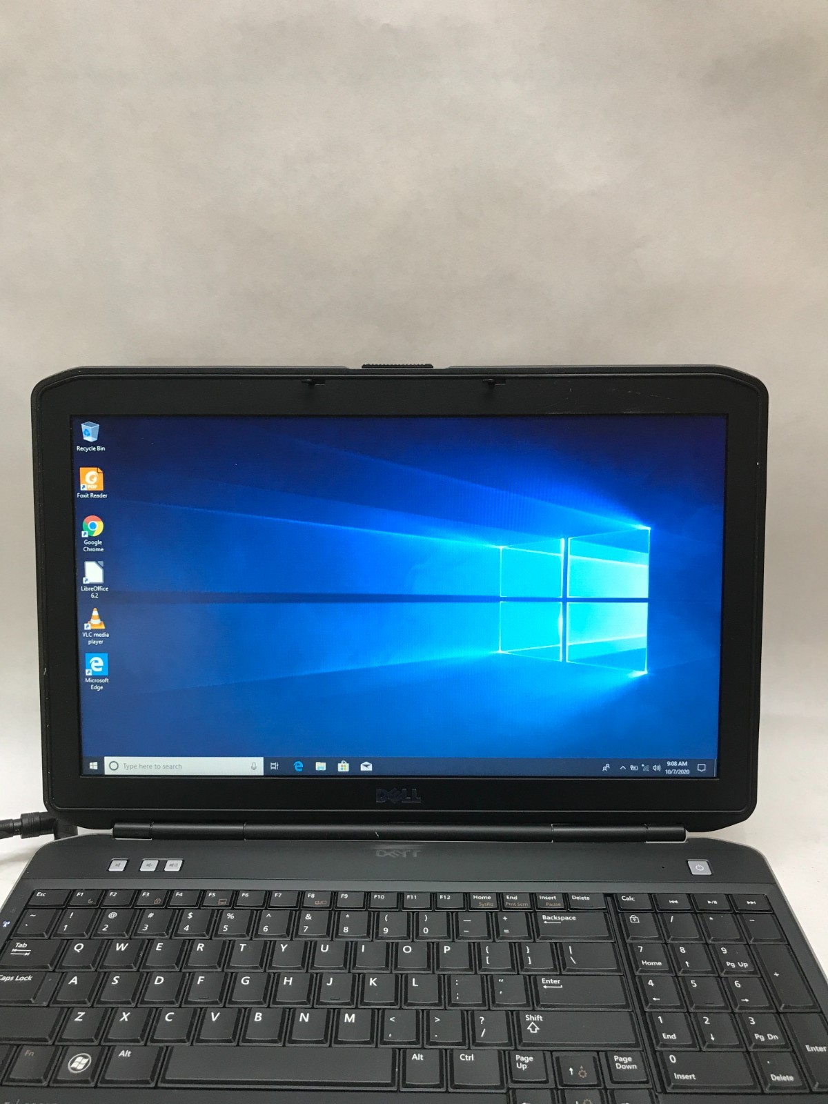 Dell Latitude E5530 15″ Intel i3 4GB RAM 320GB HDD WIN 10 NO BATT C-Grade!! – DW