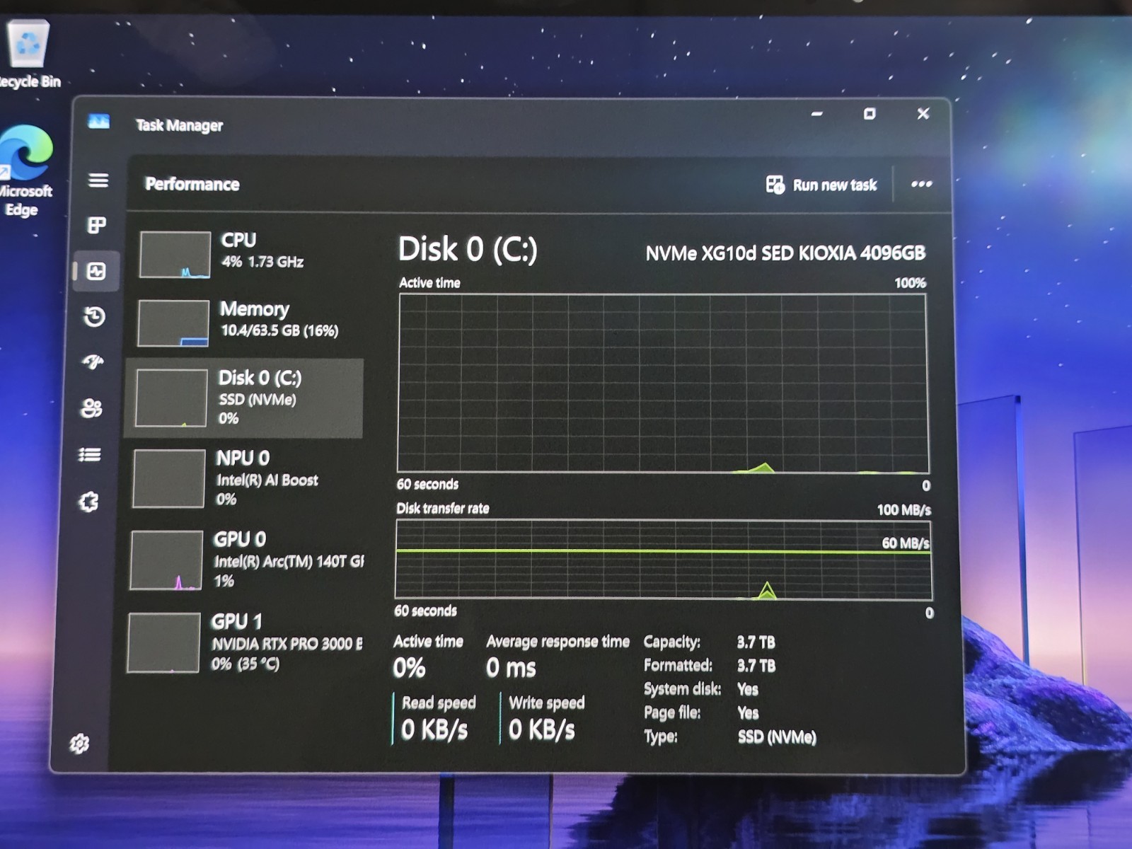 Dell Pro Max 16 Premium 4K OLED TOUCH U7 265HX 64GB RAM 4TB SSD RTX Pro 3000