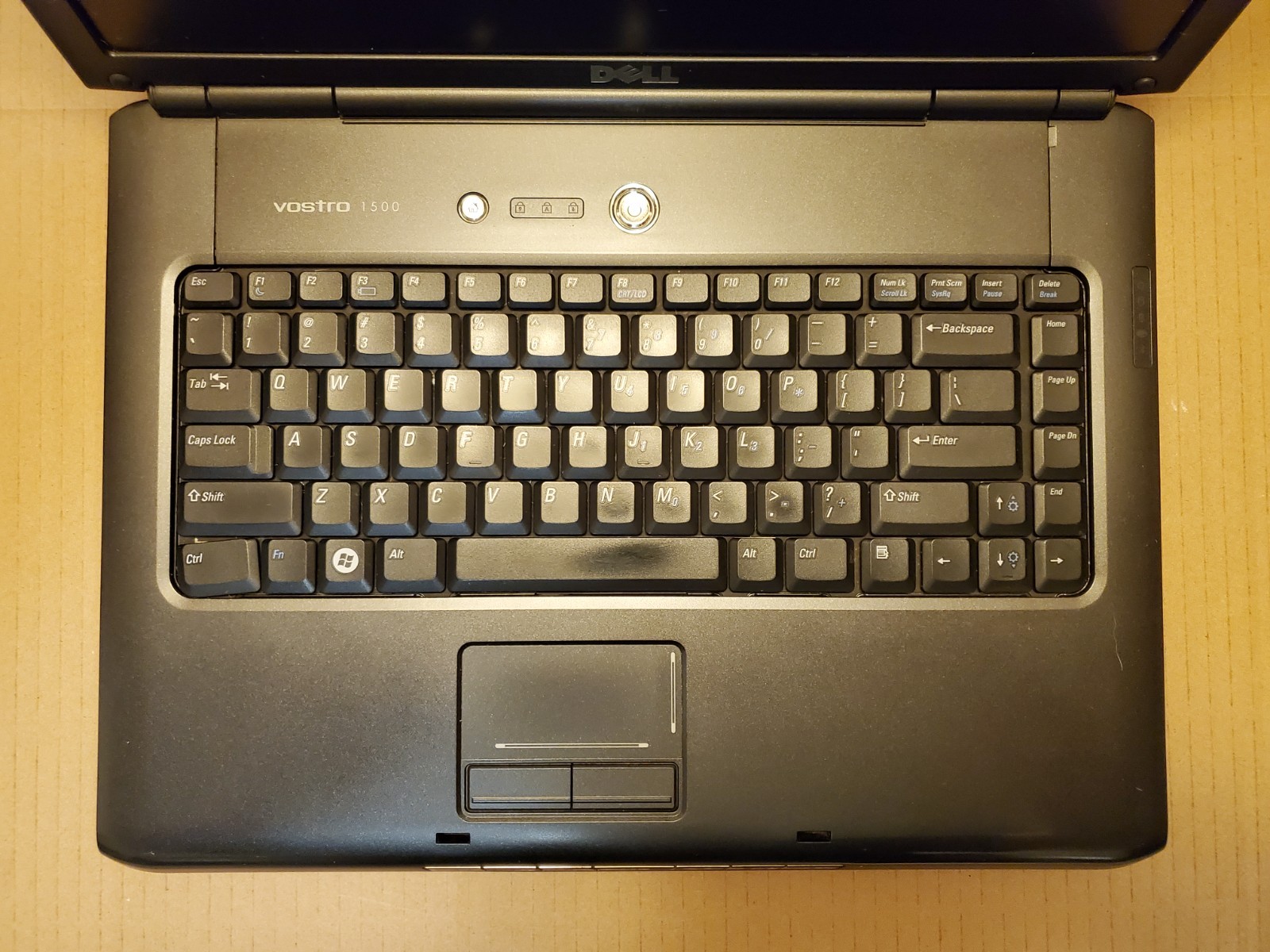 Dell VOSTRO 1500 Retro Gaming Laptop 15.4″ – Intel Core 2 Duo 1.60GHz – 1GB RAM