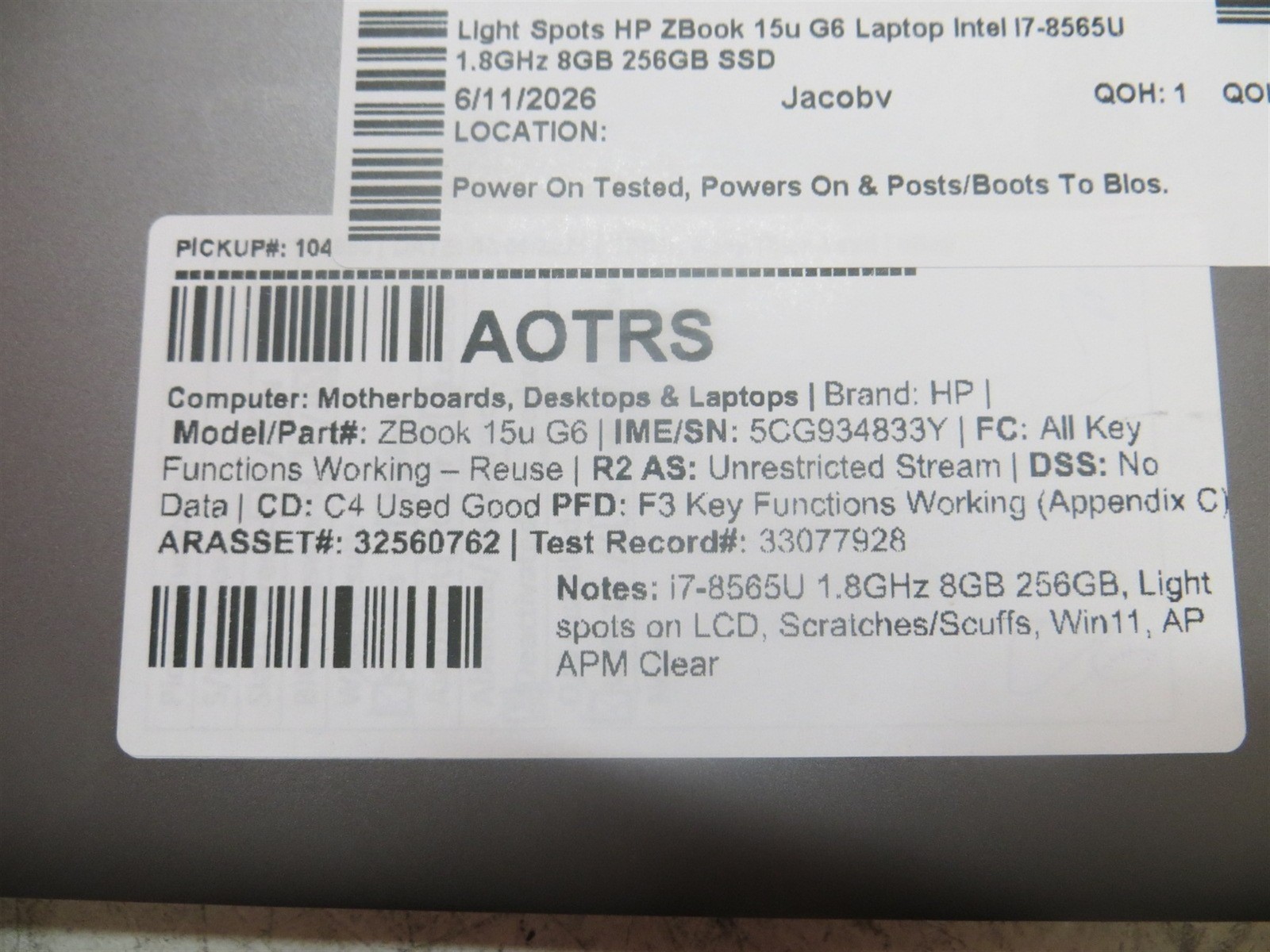 Light Spots HP ZBook 15u G6 Laptop Intel i7-8565U 1.8GHz 8GB 256GB SSD