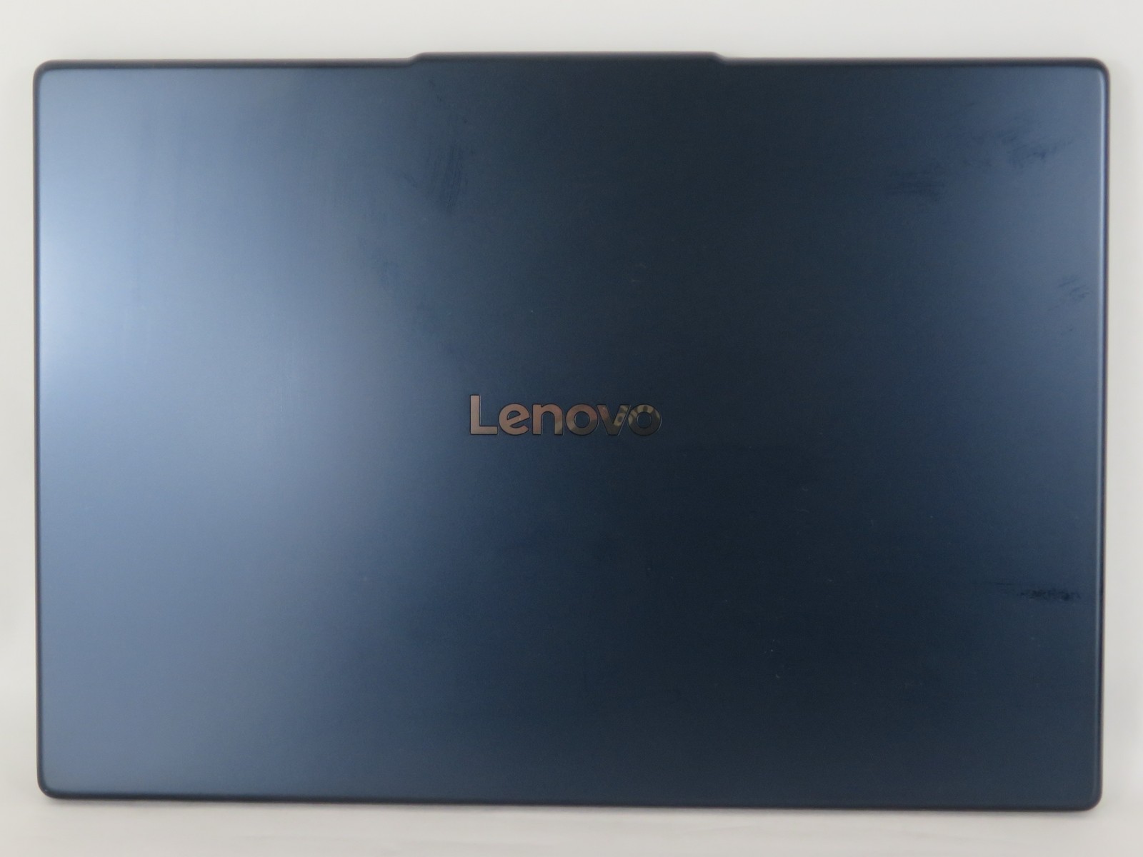 Lenovo IdeaPad Slim 3 15AHP10 RYZEN 7 8840HS 3.3GHz 780M 16GB 512GB Win11H