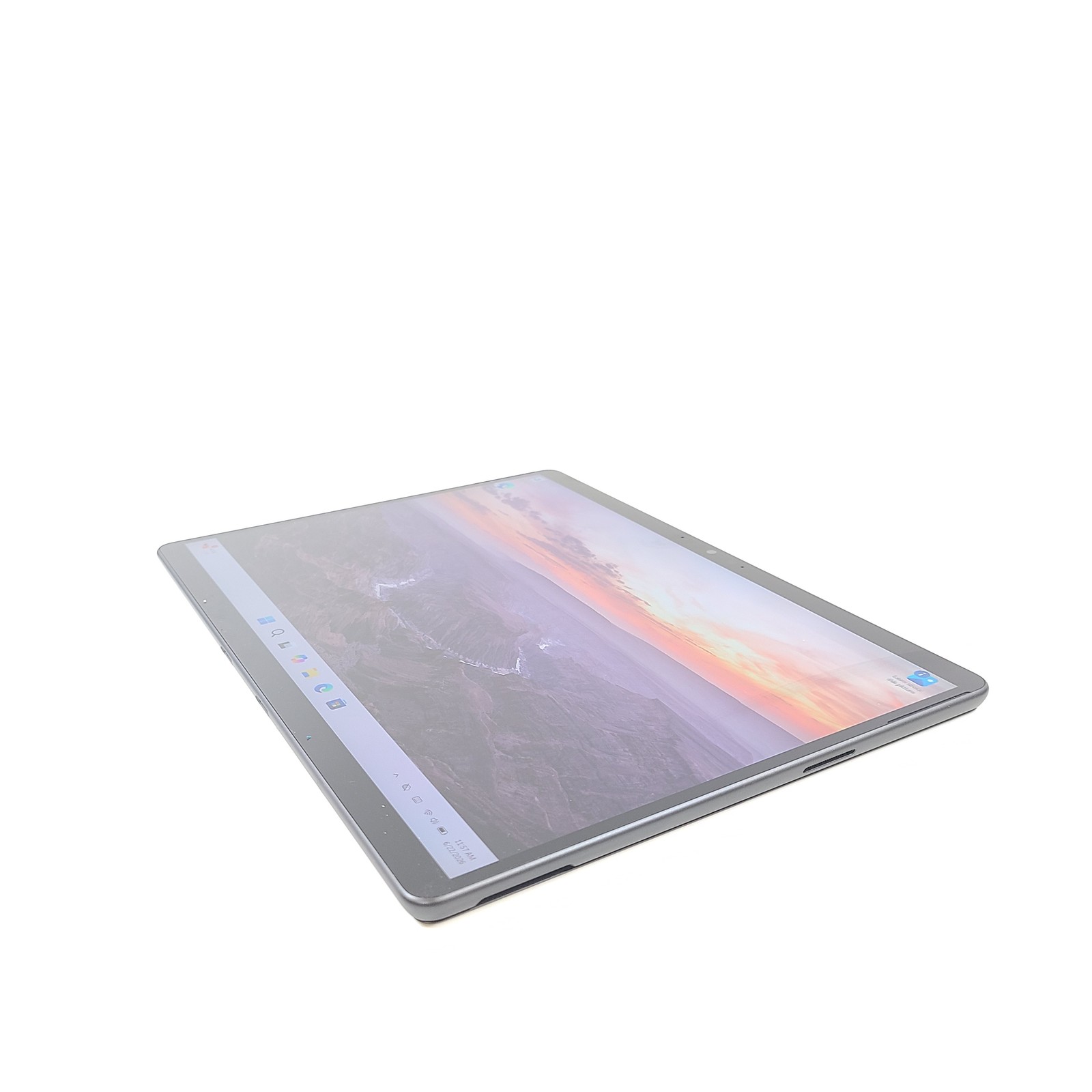 Microsoft Surface Pro 9 2038 – 13″ – i7-1255U 16GB RAM 256GB SSD – GRADE A