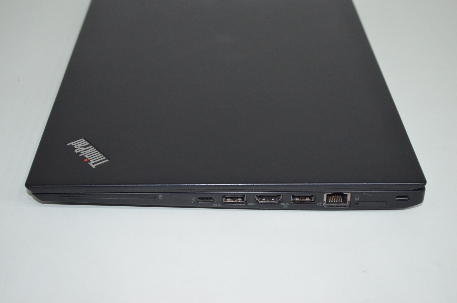 Lenovo ThinkPad T470s – Intel Core i5-7300U 2.60 GHz – 8GB RAM – No HDD