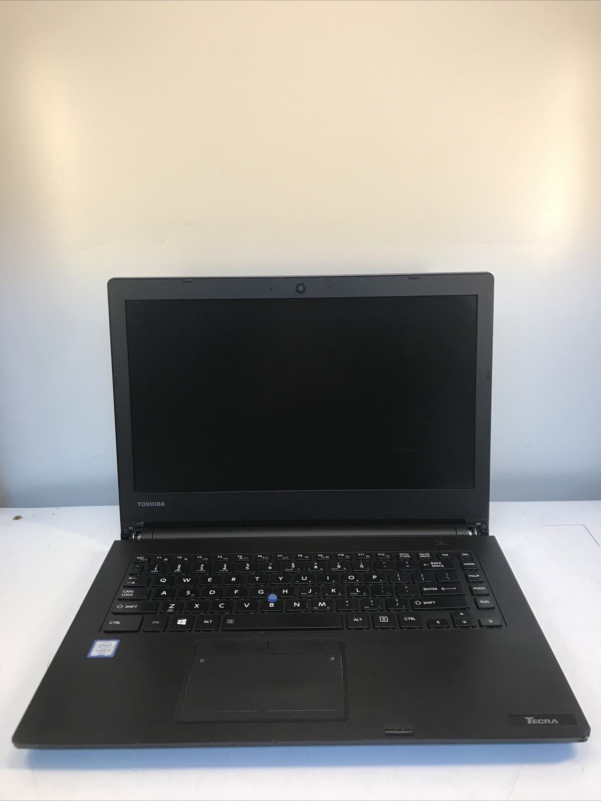 Toshiba Tecra A40-C i5-6200U 2.40GHz 4GB Ram No HDD Boot to BIOS