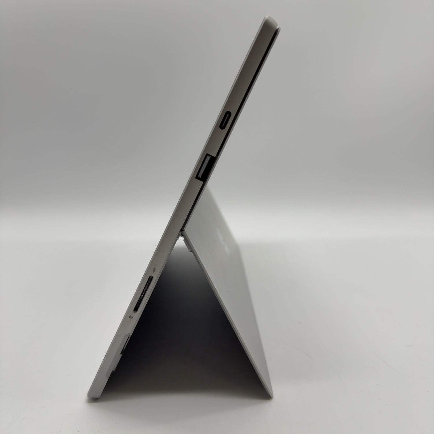 Microsoft Surface Pro 7 1866 12.3″ i5-1035G4 1.1GHz 8GB RAM 128GB SSD