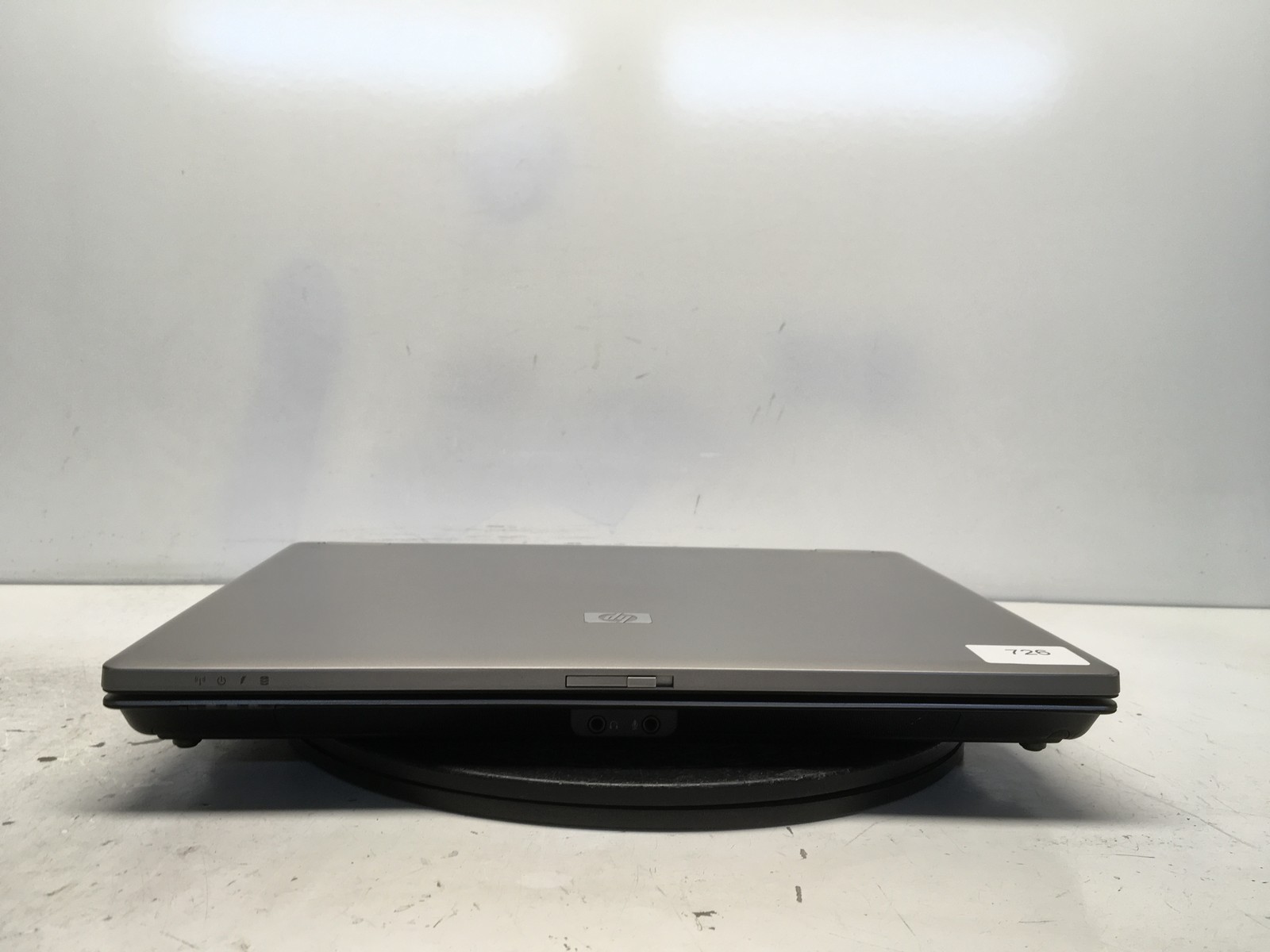 HP Compaq 6730B Intel Core 2 Duo P8400 2.26GHz 2 GB NO HDD No Batt