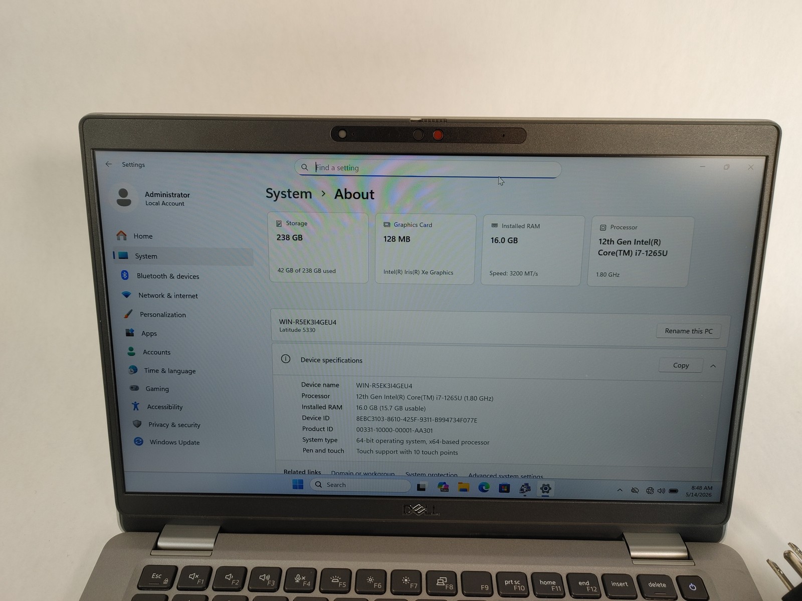 Dell Latitude 5330 Core i7-1265U 1.80 GHz 16 GB DDR4 256 GB NVMe Windows 11 Pro