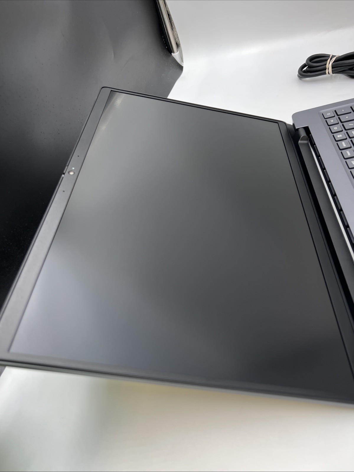 Dell Pro Max 16 MC16250 Ultra 9 285H 32GB 1TB SSD NVIDIA RTX Pro 1000 Blackwell