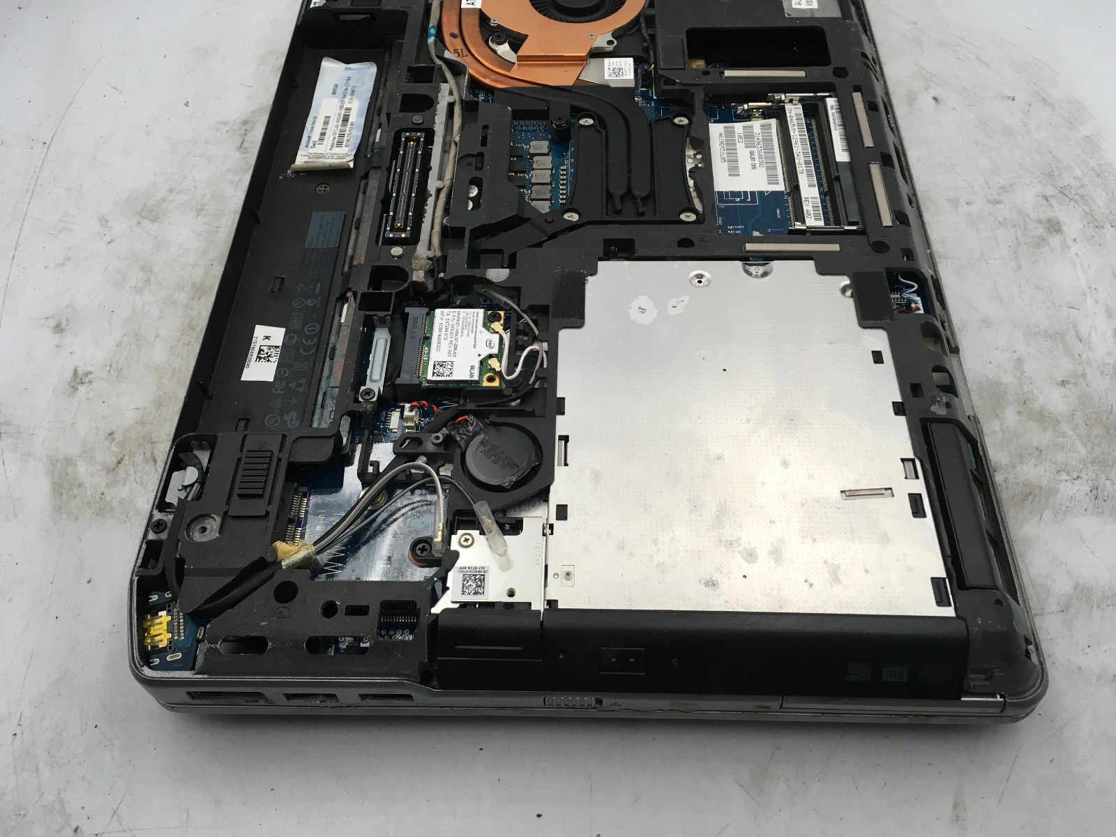 DELL LATITUDE E6430 – FOR PARTS/REPAIR – INTEL I7 3RD GEN – NO RAM -READ DESC-BB