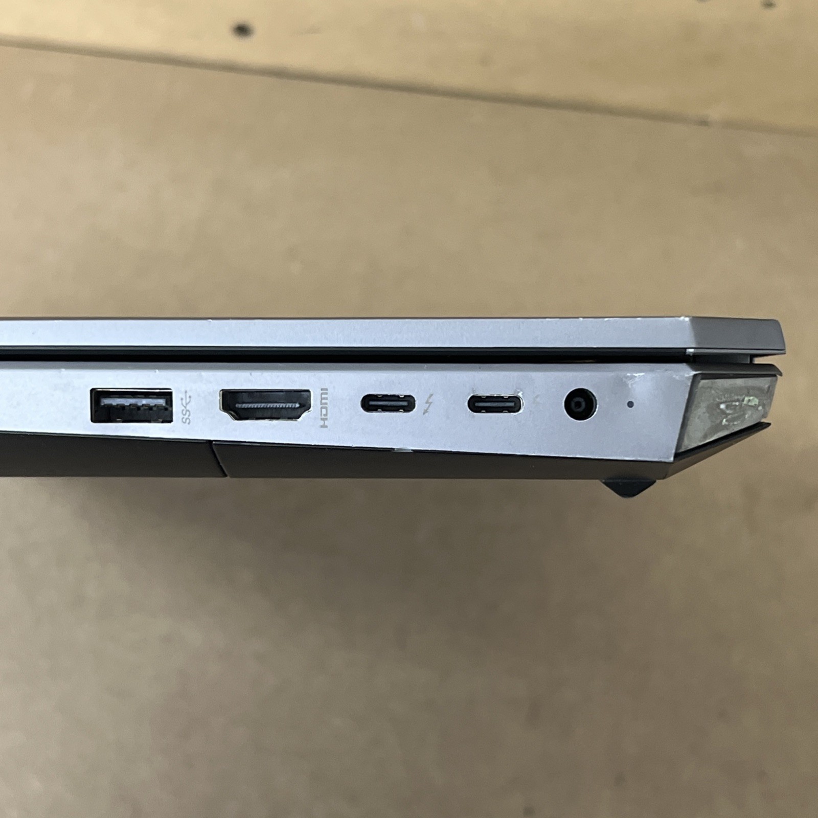 HP ZBook 15 G6 i7-9850H 2.6GHz 16gb Ram Quadro T1000- Fair *No SSD/OS, 63%