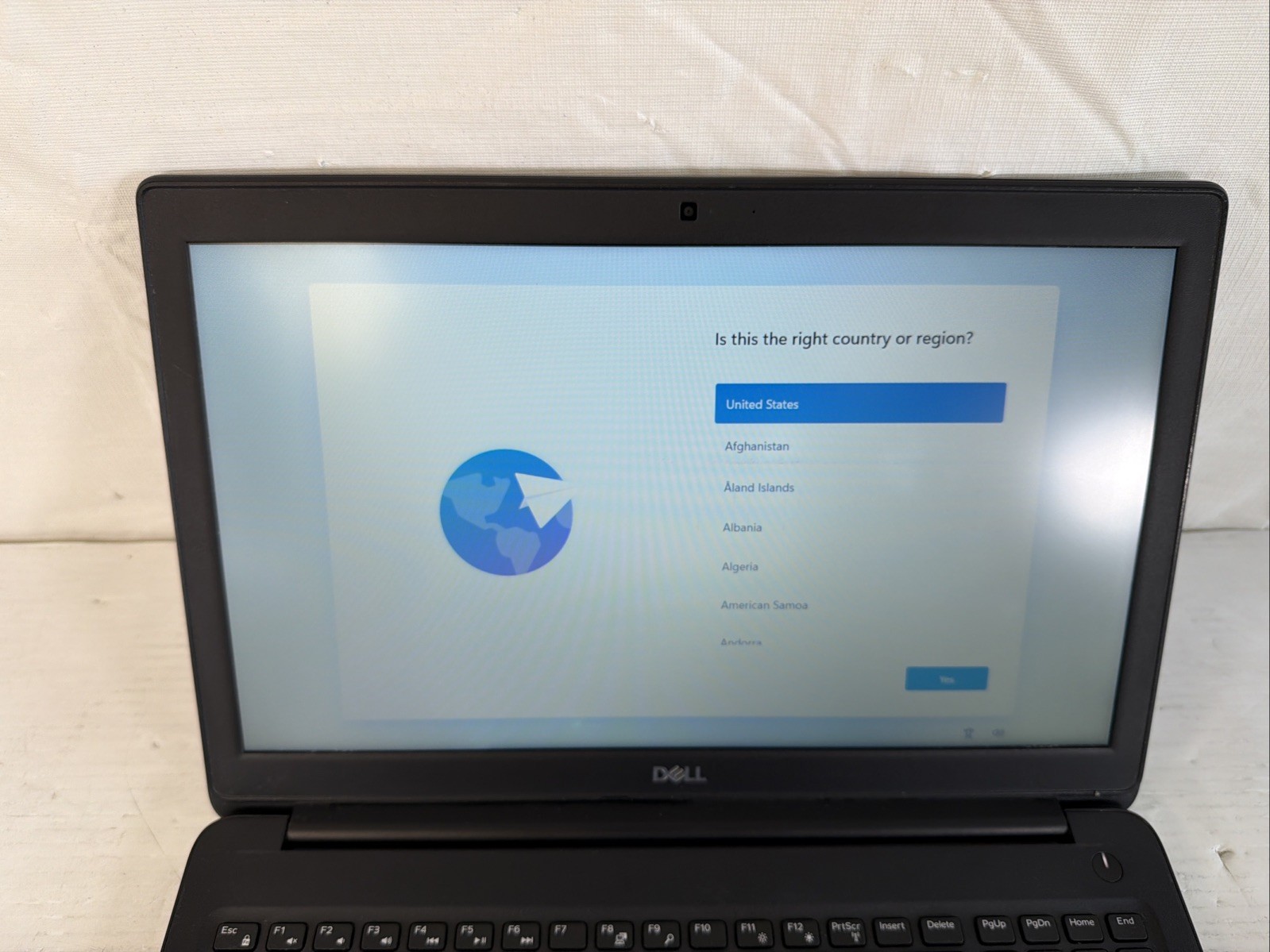 Dell Latitude 3500 15.6″ Laptop Intel Core i5-8265U 8GB 500GB SSD Windows 11 Pro