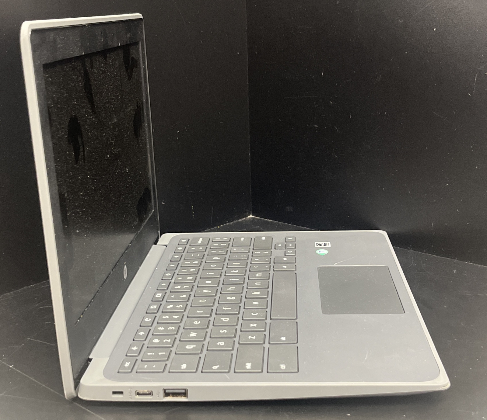 HP Chromebook 11A G8 EE AMD A4 4GB 32GB EMMC 11.6′
