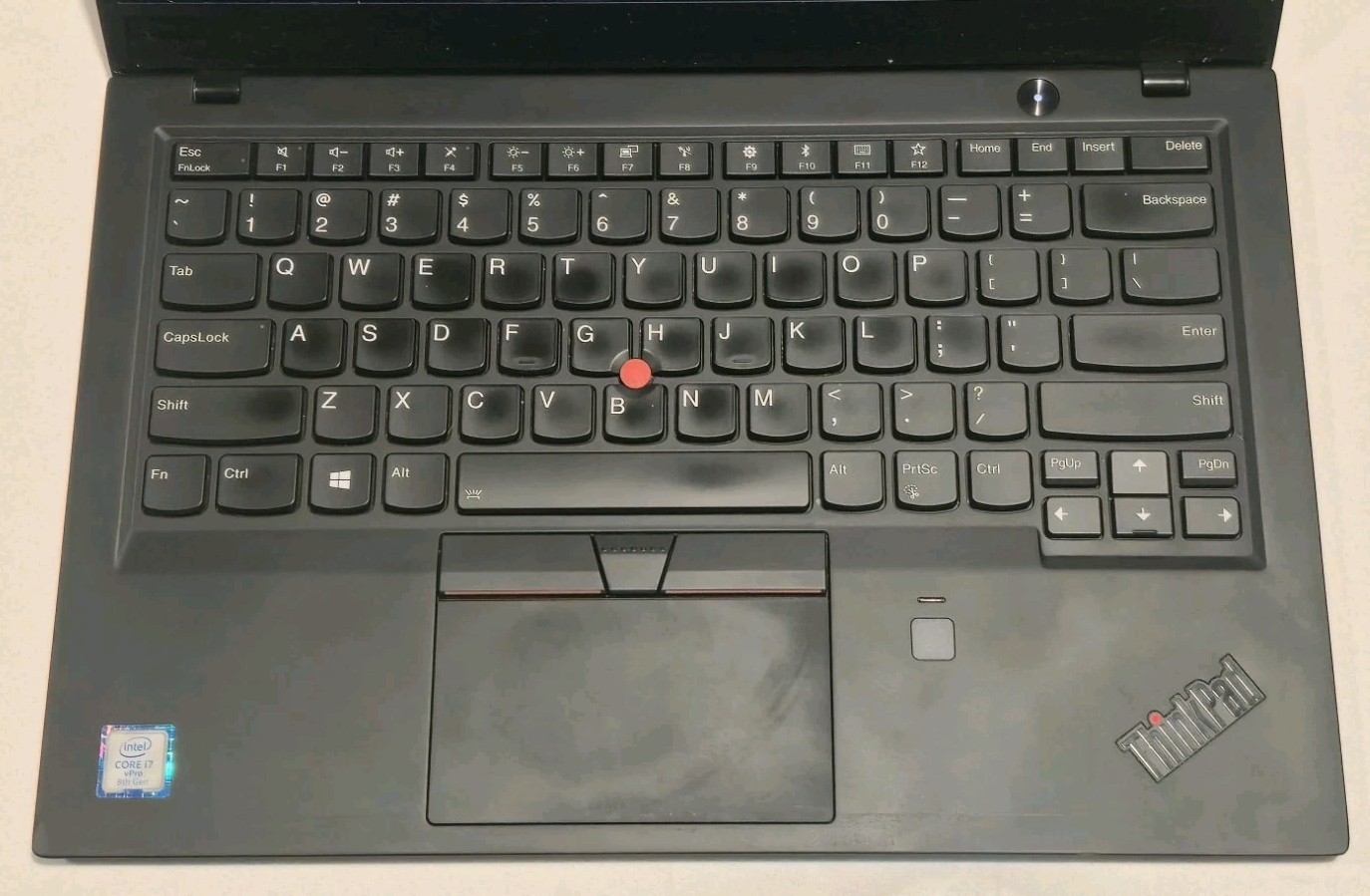 Lenovo ThinkPad X1 Carbon 6th Gen 14″ QHD i7-8650U 256GB 16GB W10P