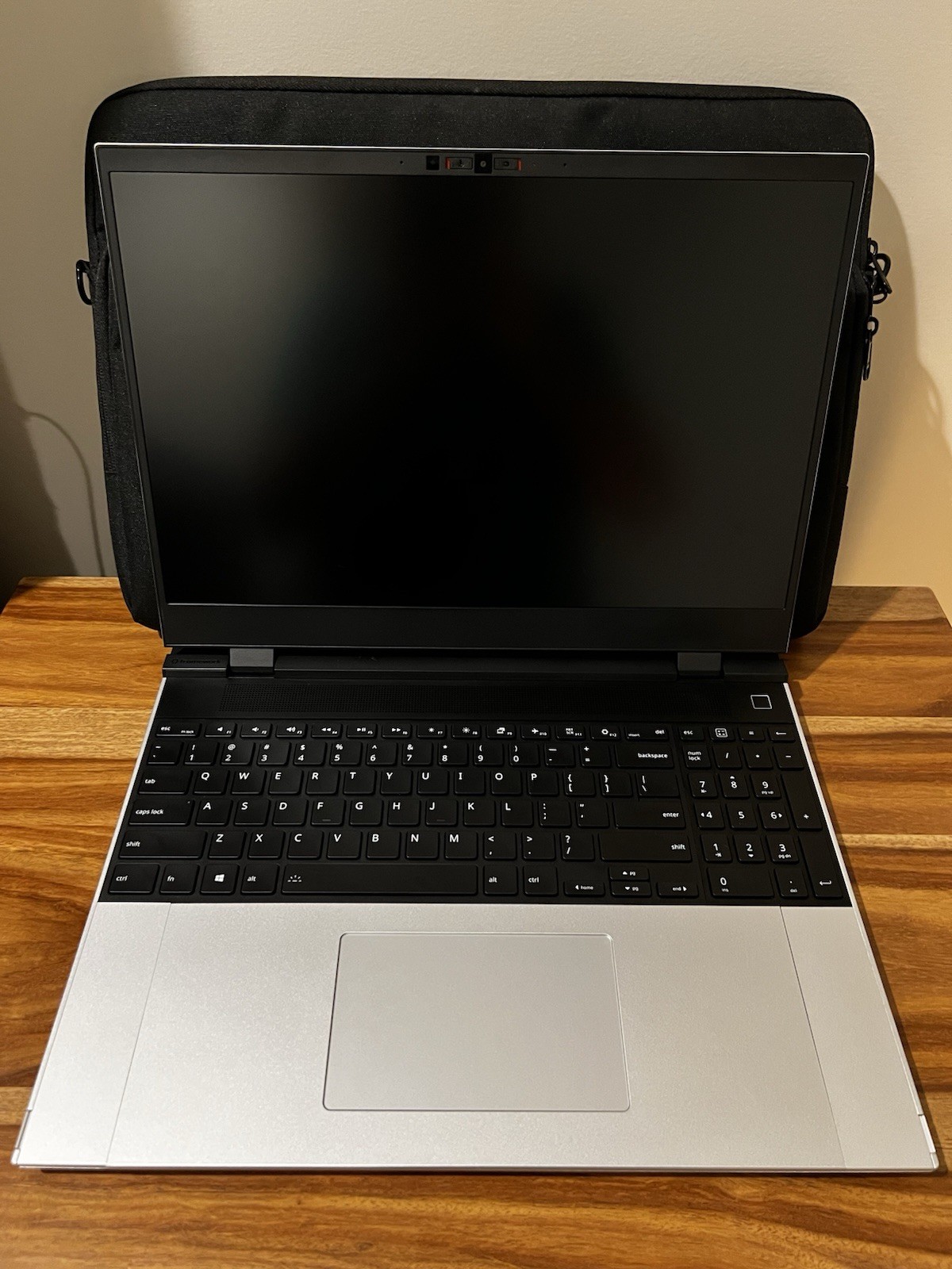 Framework 16, Ryzen 7 7840HS, RTX 5070, 2nd Gen Gsync Display, 1TB SSD, 32GB RAM