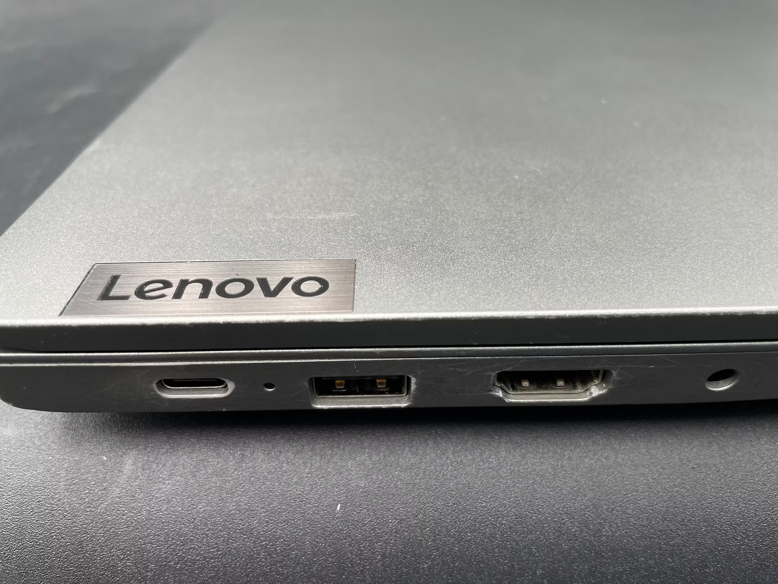 Lenovo ThinkPad E15 Gen 4 Used 15.5″ (i5-1235U-16GB-256 GB NVMe)