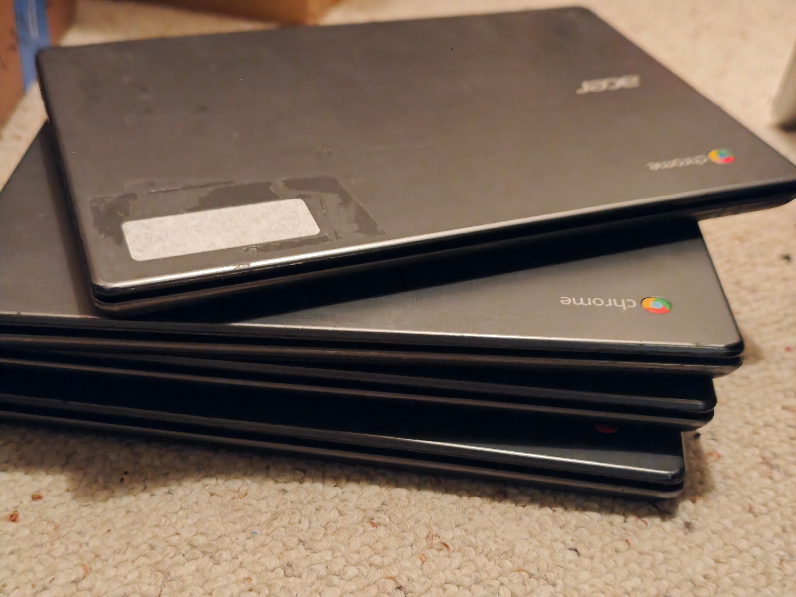 Acer Chromebook C740-C5U9 – 16GB SSD, 4GB RAM, Intel Celeron 3205U; NO CHARGER
