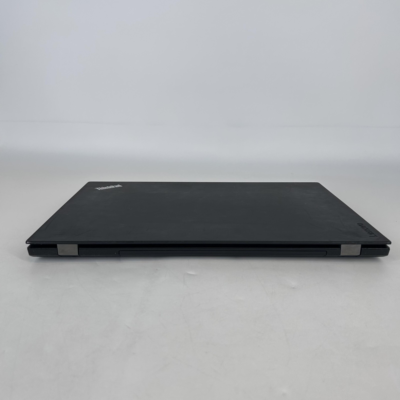 Lenovo ThinkPad T580 15.6 FHD TOUCH i7-8650U 1.90GHz 16GB 256GB SSD WHITE SPOTS