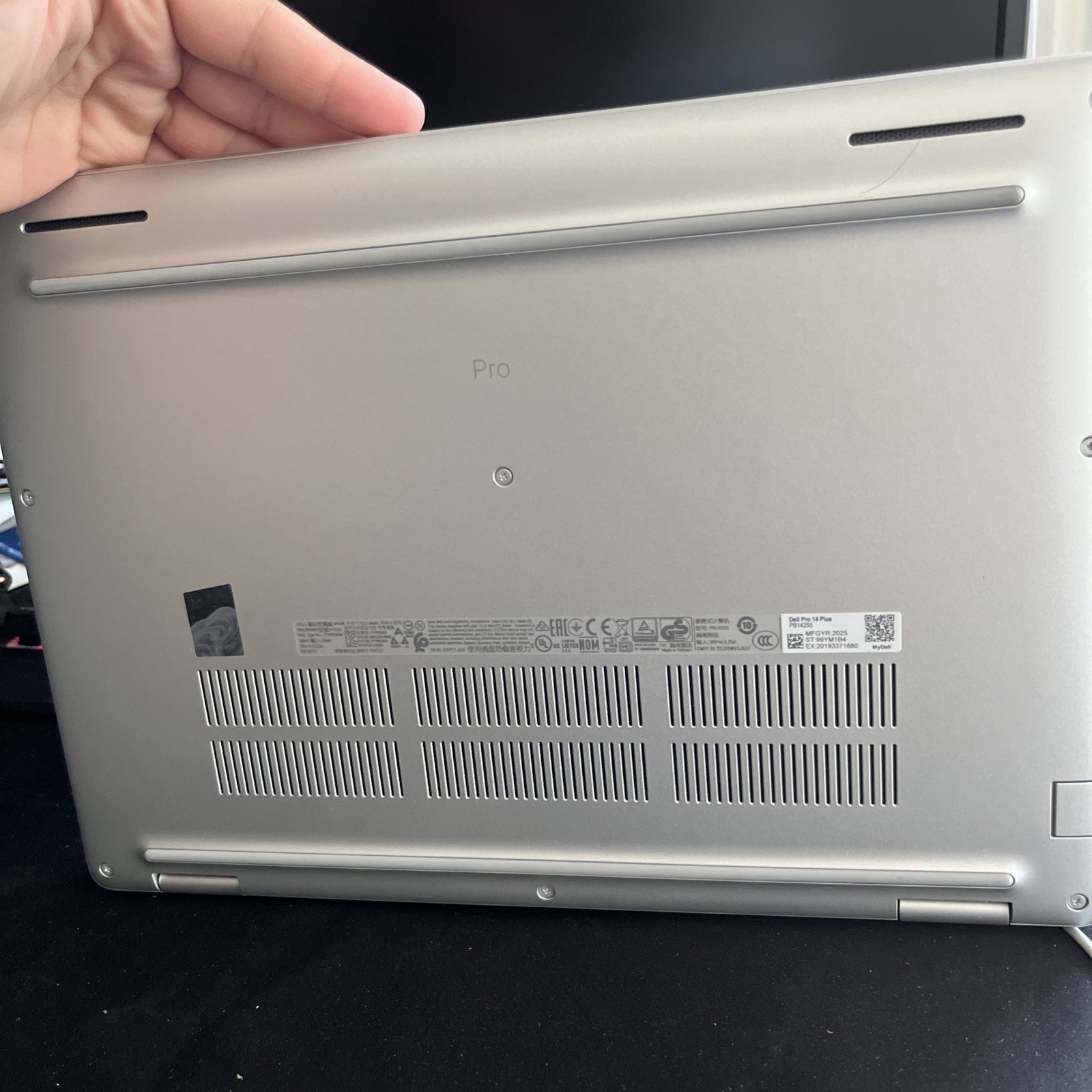 Dell Pro 14 Plus PB14255 FHD+ 3.5 GHz Ryzen 5 PRO 230 16GB 512GB SSD