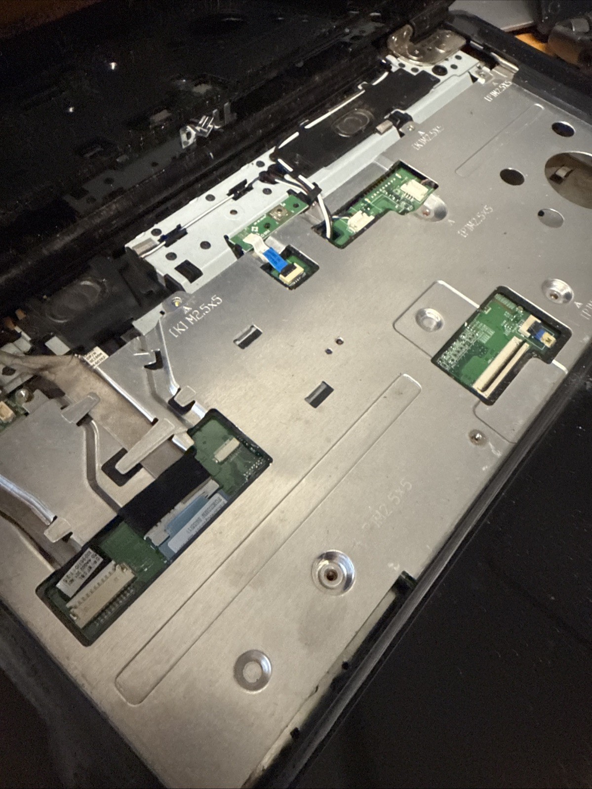 Laptops White ASUS GATEWAY LT2805u HP 15, hp DELL READ PARTS Only