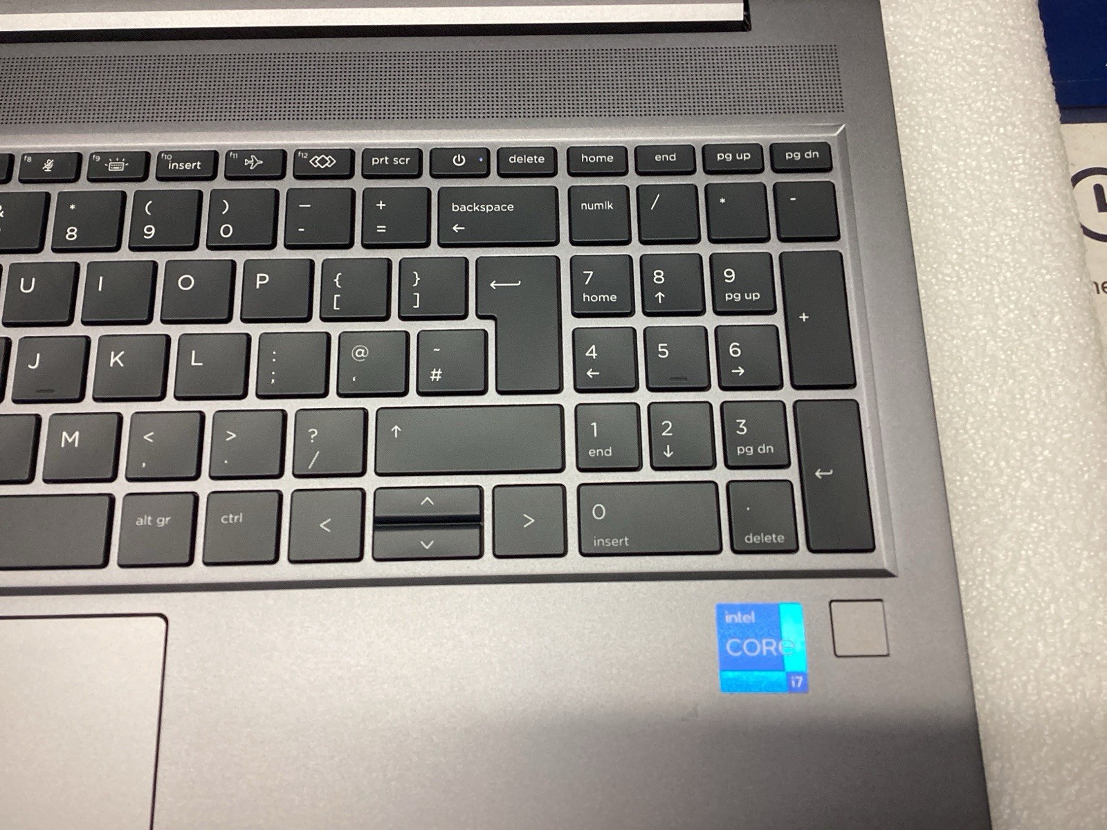 HP ZBook Power 15.6″ G10 FHD Intel i7-13700H 2.40GHz RTX4050 16GB 512GB M.2