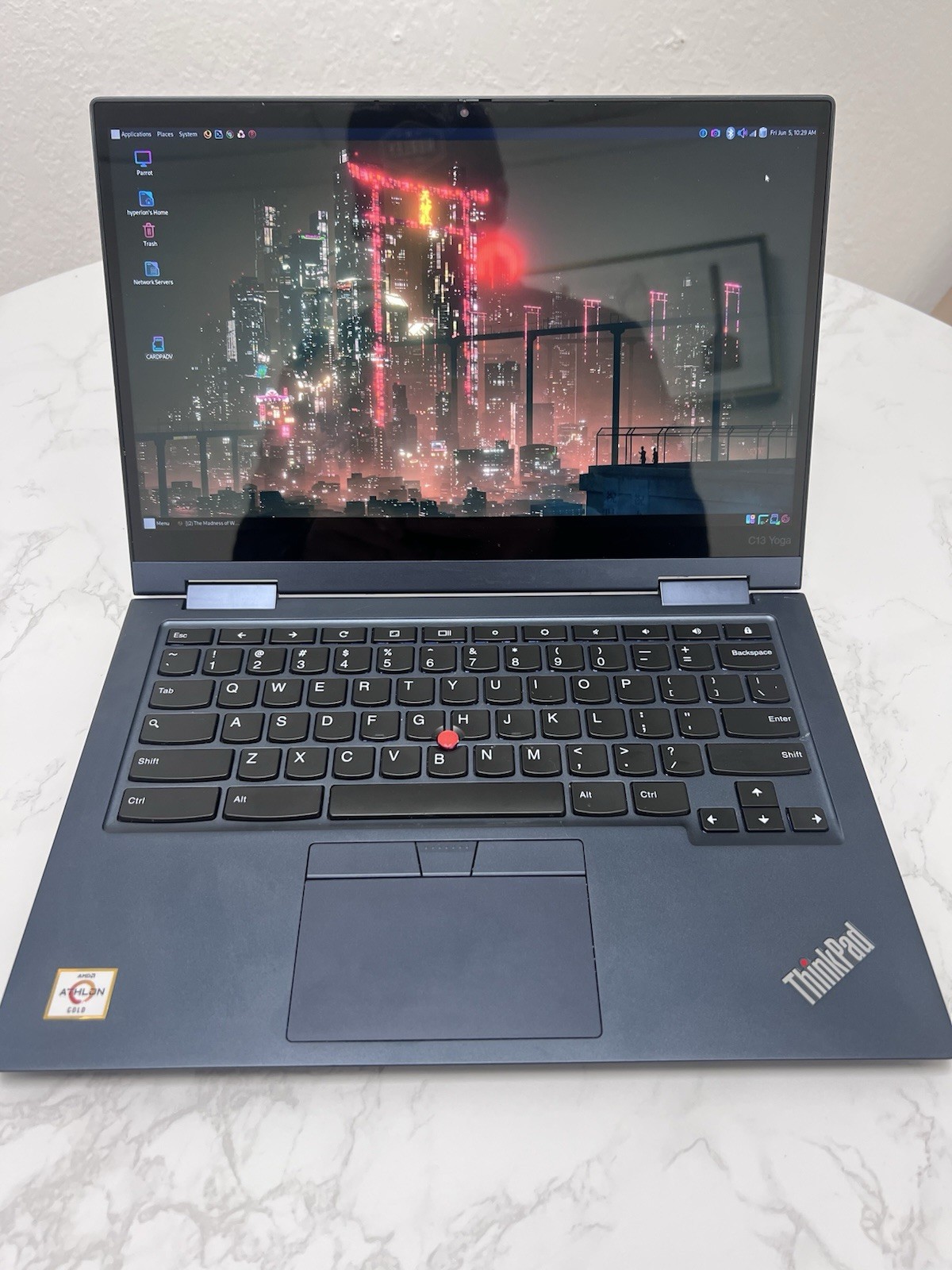 Lenovo ThinkPad C13 Yoga 13in Athlon Gold 4GB 32GB 2-in-1 Blue + SD Card