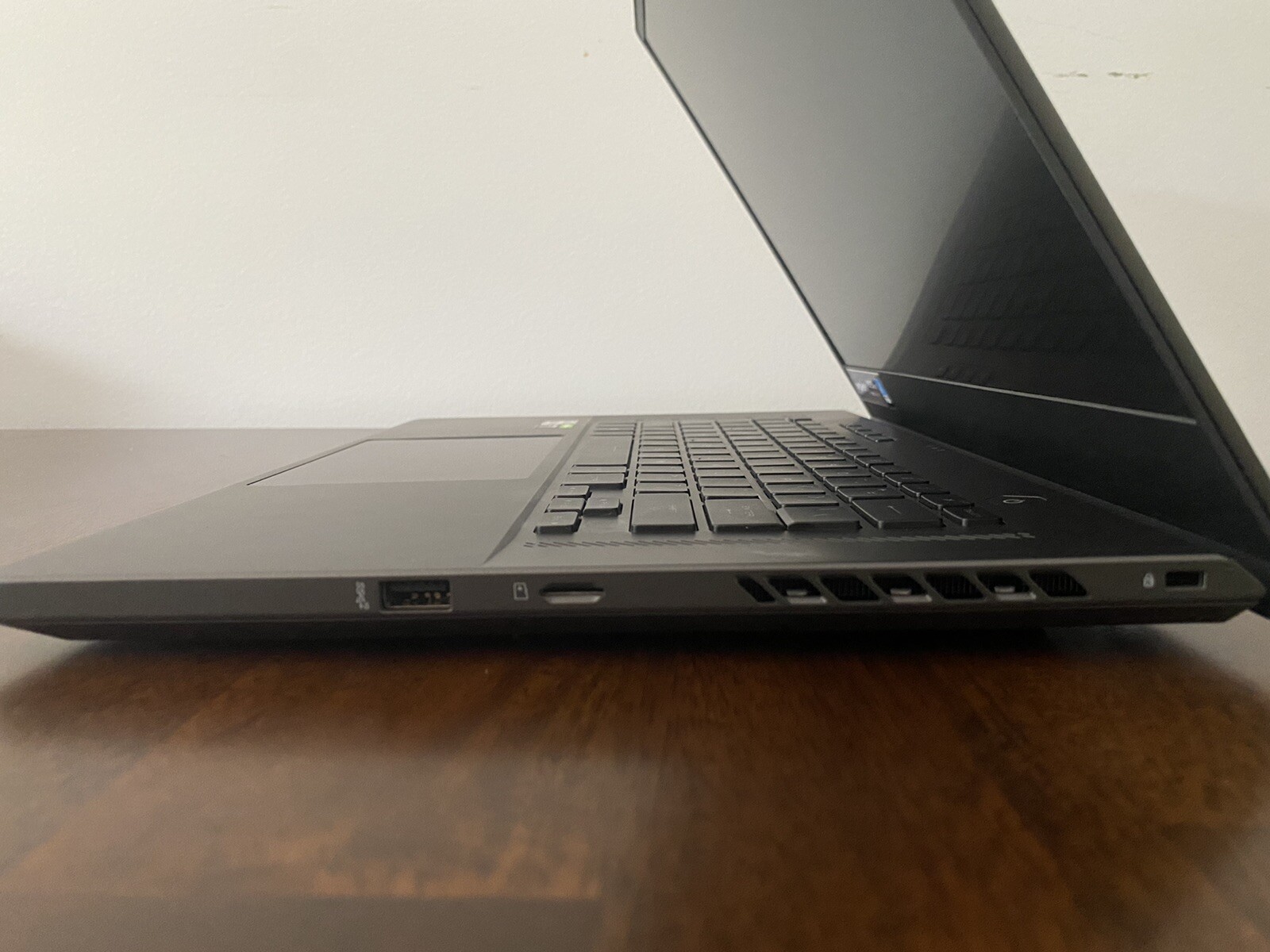 ASUS ROG Zephyrus G15 GA503QR 15.6″ (1TB SSD, AMD Ryzen 9 5000 Series, 4.50 GHz,