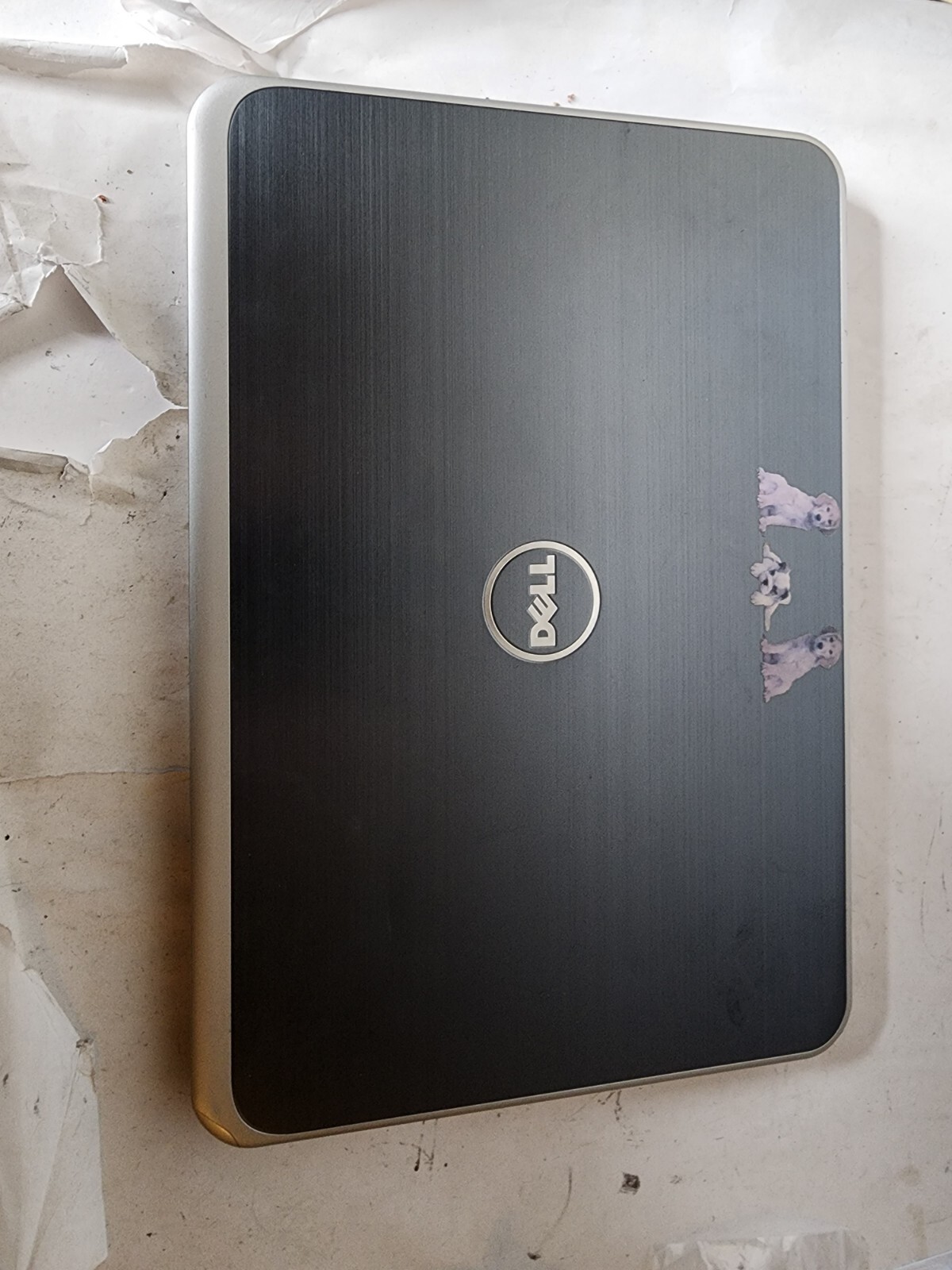 Dell Inspiron 5537 / Intel Core i5-4200U @ 1.60GHz / No Ram No Hdd