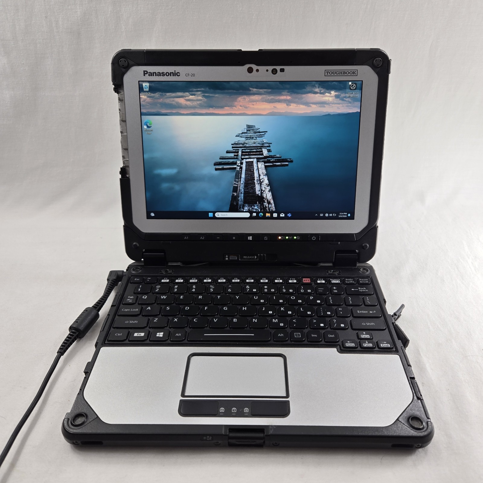 Panasonic Toughbook CF-20 10.1″ i5-7Y57 1.20GHz 256GB SSD 8GB 4G | Grade C