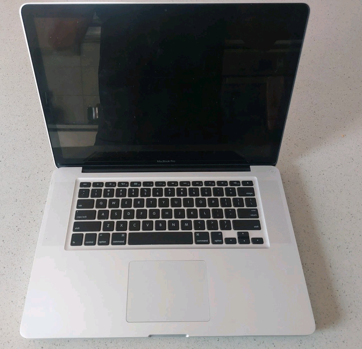 Apple MacBook Pro | A1286 | 2011 | 15.4″ i7-2675QM | 4GBRAM | 500GB | Parts Only