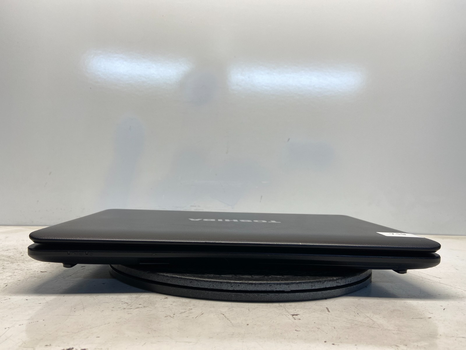 Toshiba Satellite C655-S5212 Intel i3-2310M 2.1GHz 3 GB NO HDD