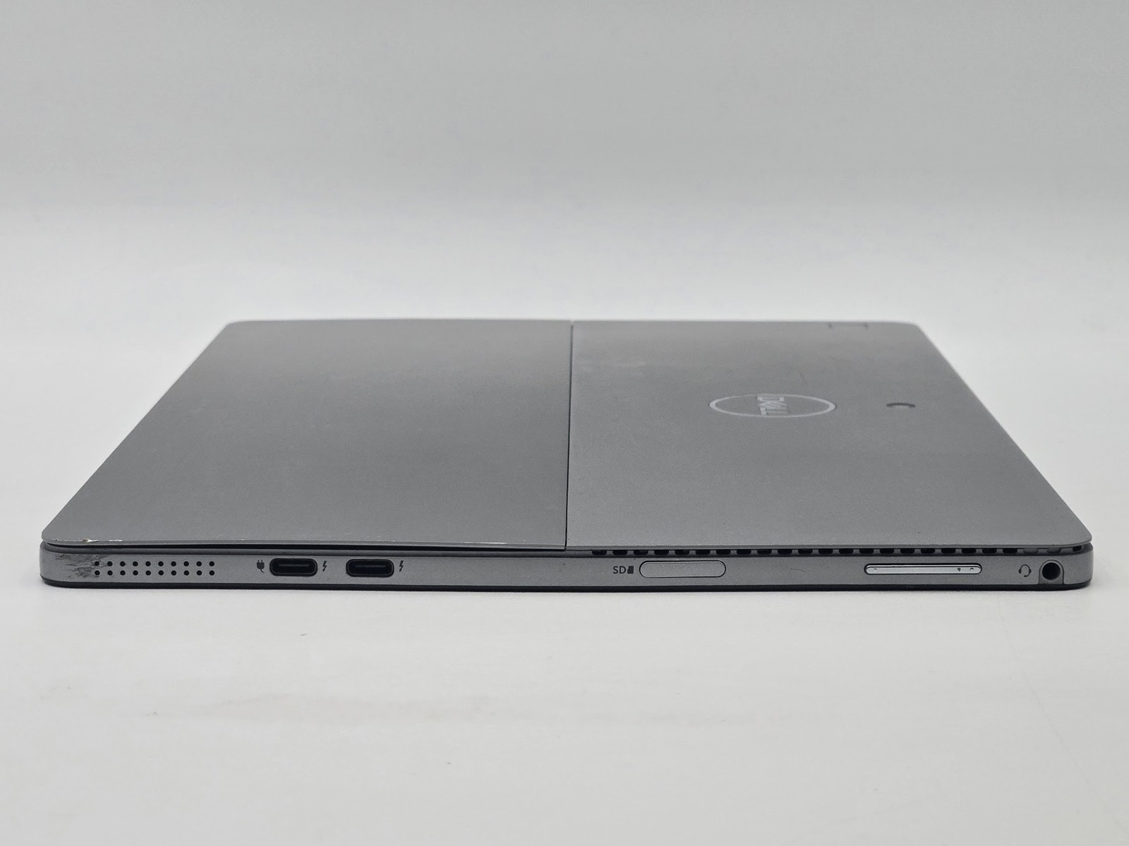 Dell Latitude 7200 2-in-1 12″ FHD+ Touch I7-8665U 512GB SSD 16GB W11P Webcam FP