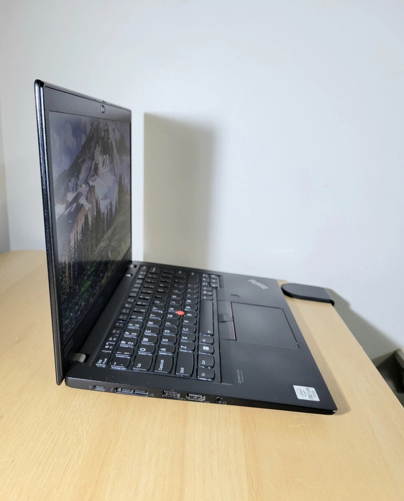 Lenovo ThinkPad X13 Gen 1 i7-10610U 16Gb 512GB SSD Touchscreen. Good