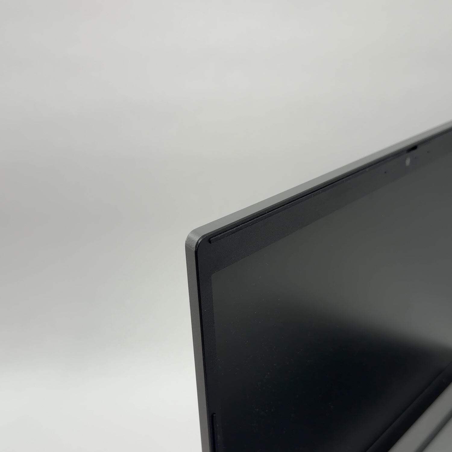 Lenovo IdeaPad L340 15.6″ i3-8145U 2.1GHz 8GB RAM 1TB HDD