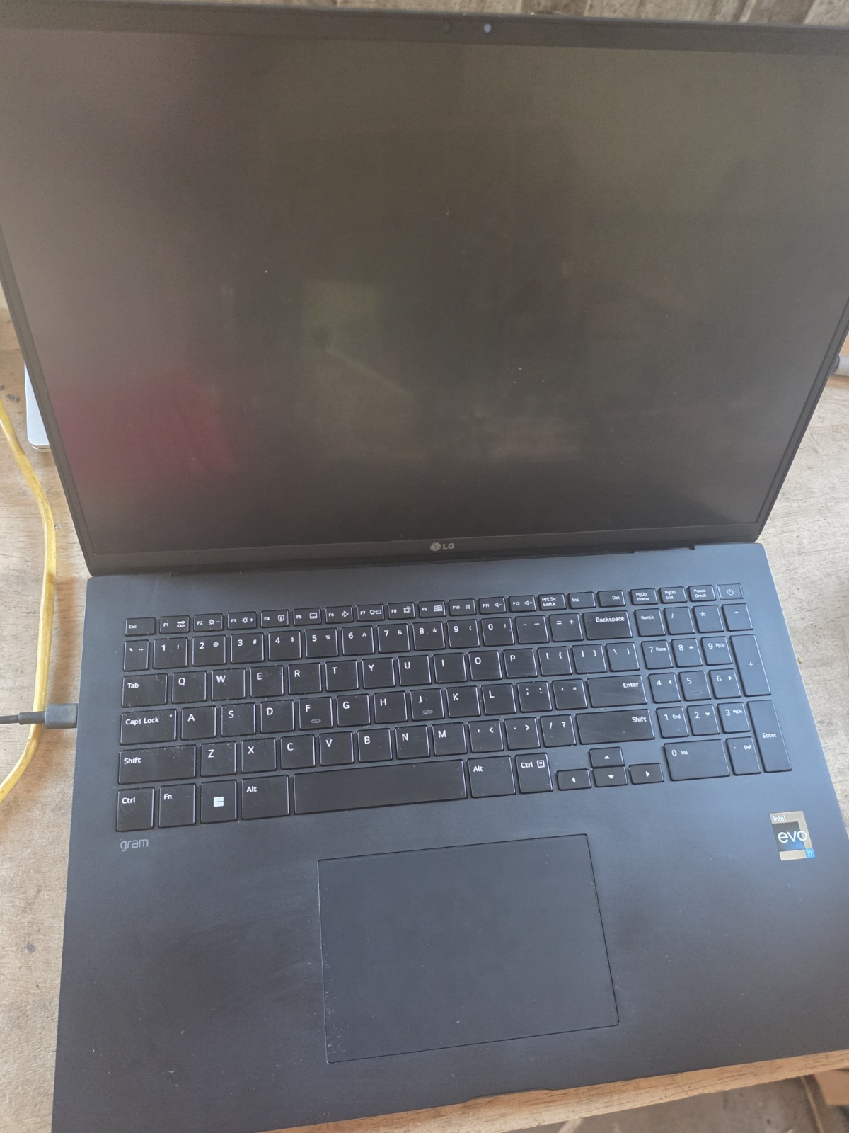 LG GRAM 17Z90R-H.AAC8U1 17″ 2560X1600 +TOUCH I7-1360P 16GB Power