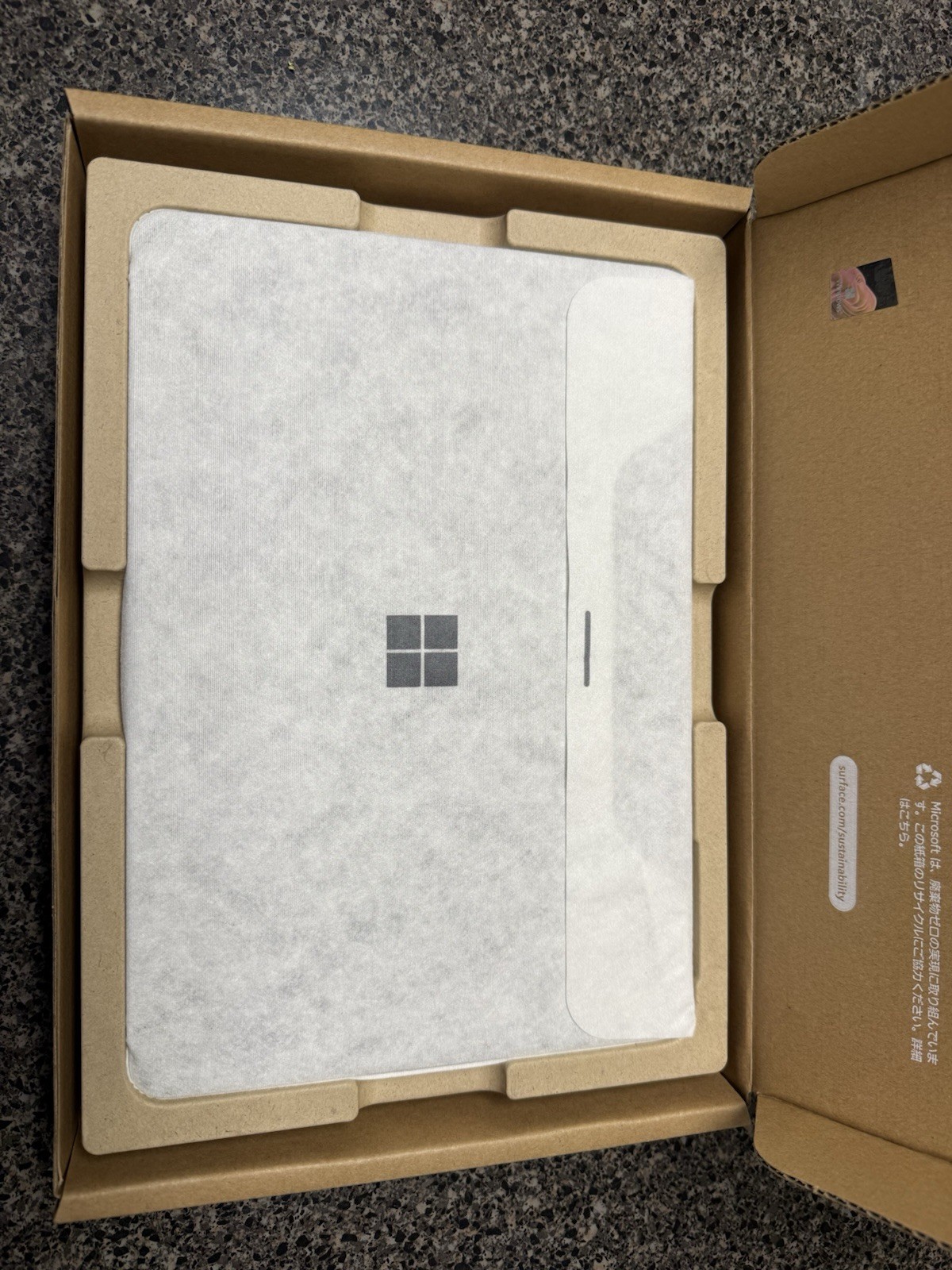 Microsoft Surface Pro 12″ 1st Edition Snapdragon X Plus256GB 16GB RAM *NEW