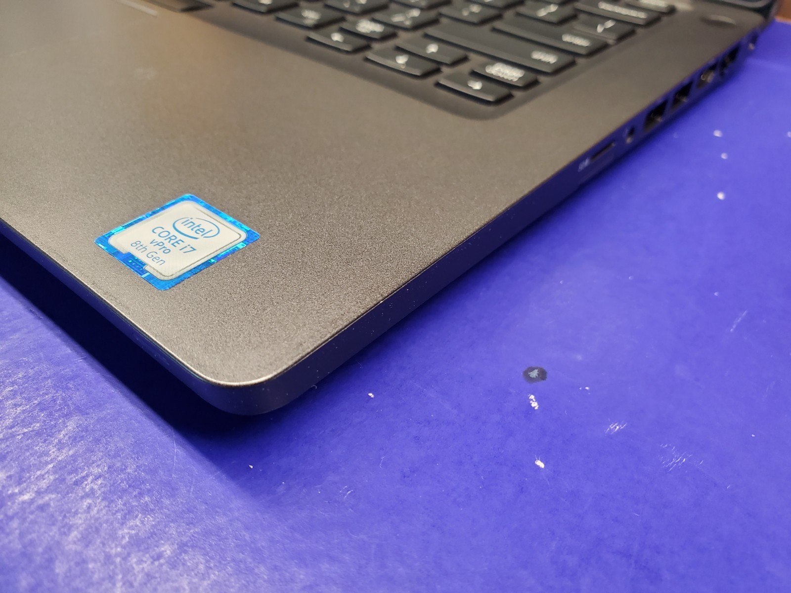 Dell Latitude 5400 i7-8665U 1.90Ghz 16GB 512GB SSD 14″ *Professionally Restored*