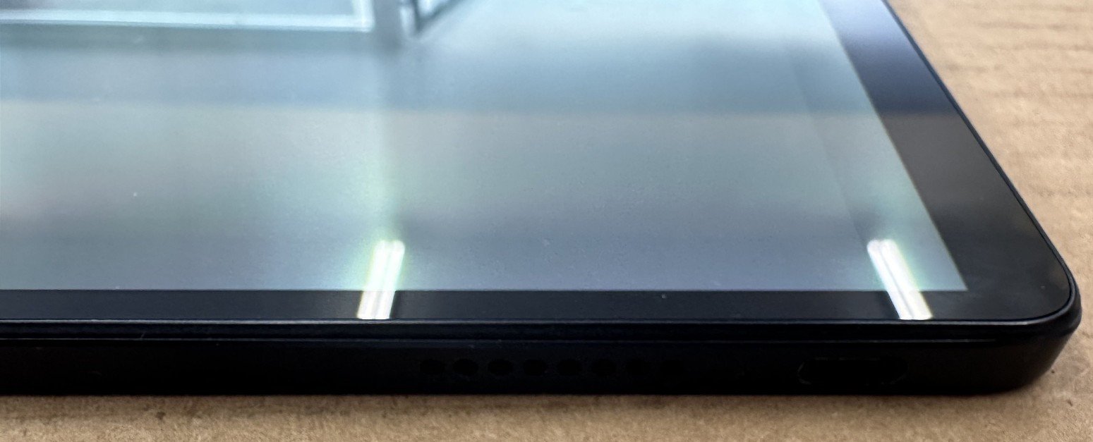 Lenovo IP Duet 5 Chromebook 13.3″ Snapdragon 7c 8GB DDR4 128GB eMMC NO KEYBOARD
