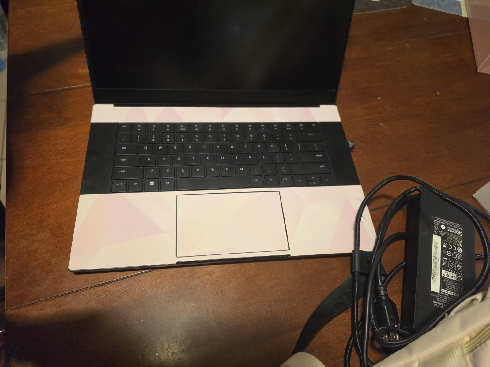 Razer Blade Pink Gaming Laptop i9 13th Gen 15.6in 16GB RAM Charger