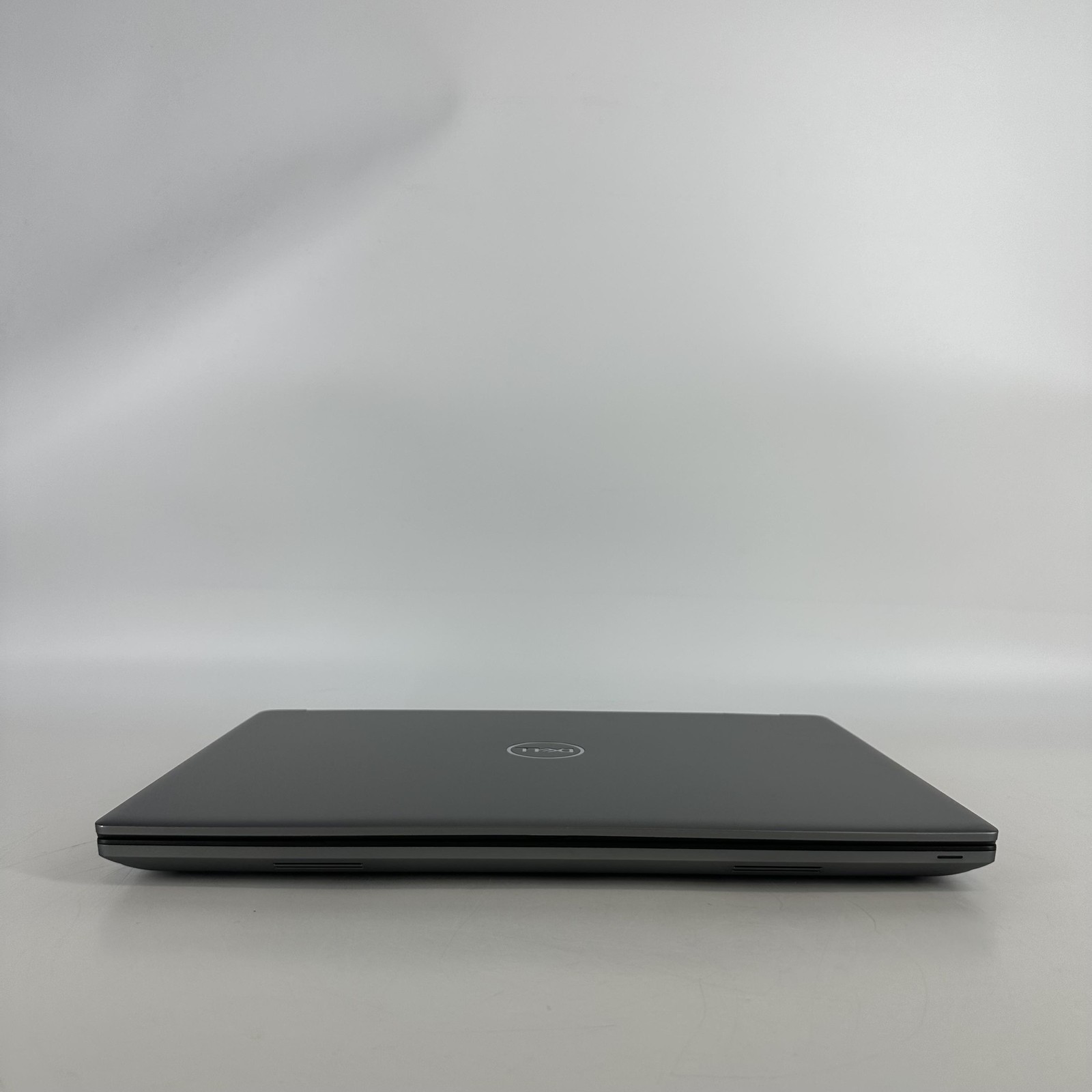 Dell Precision 7680 16 FHD+ 2.2 GHz i9-13950HX 64GB 1TB SSD RTX 3500 Ada
