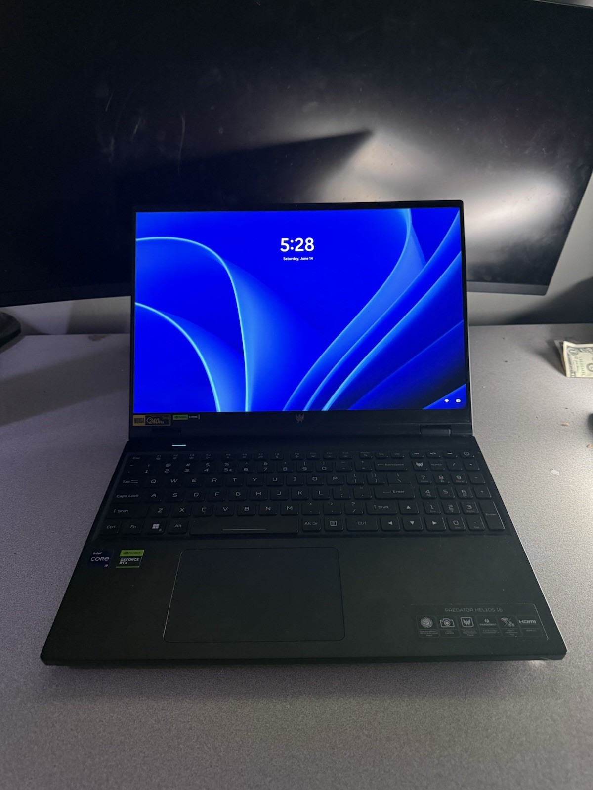 Acer Predator Helios 16″ 240Hz, Intel Core i9 13th, 32GB DDR5, 1TB SSD, RTX 4080