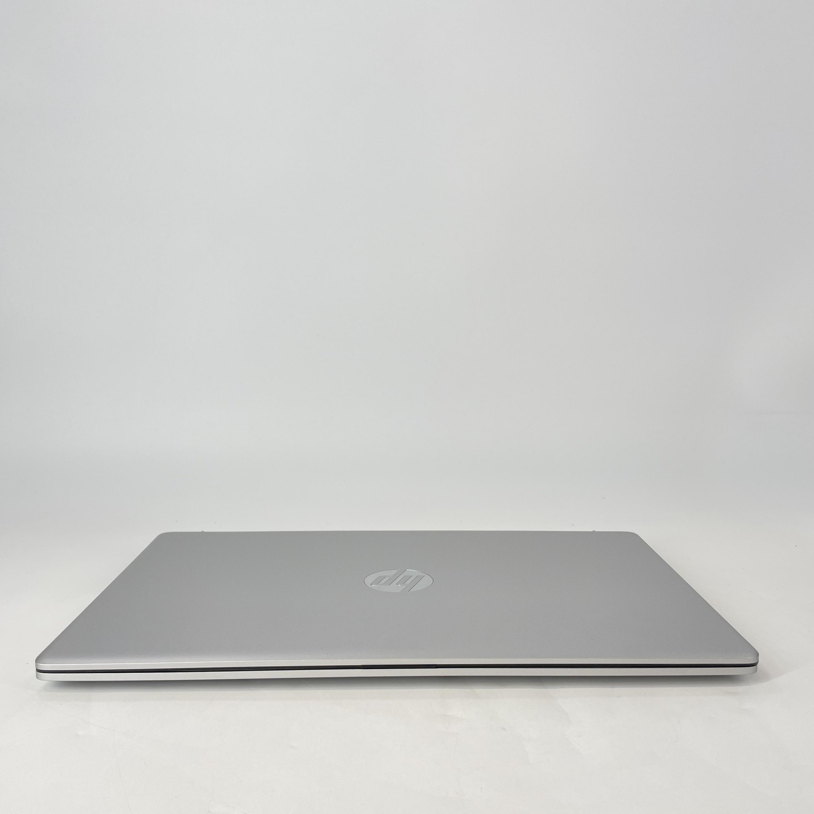 HP Laptop 17-cn0053cl 2021 Silver FHD i5-1135G7 2.40GHz 12GB 1TB HDD Excellent