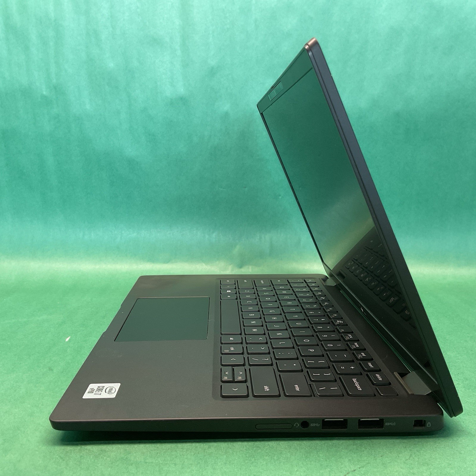 Dell Latitude 7410 14 – i7-10610U – Powers On – NO HARD DRIVE- Untested