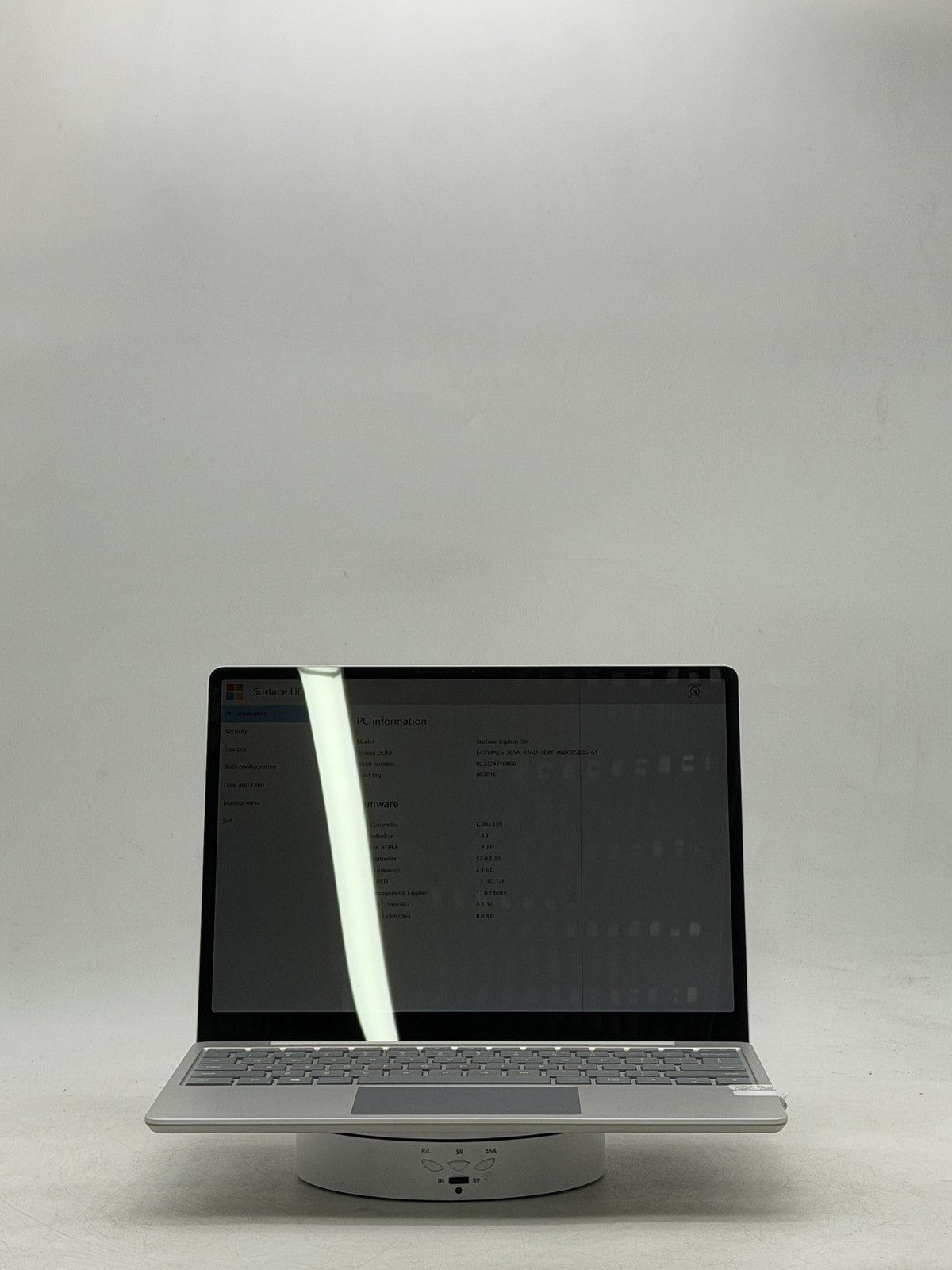 Microsoft Surface Laptop Go 12.3in i5-1035G1 16GB 256GB NO OS READ