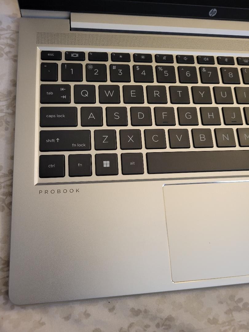 HP ProBook 440 G9 14″ i5-1235U@1.3GHz, 16GB DDR4, 256GB M2, Win 11 Pro