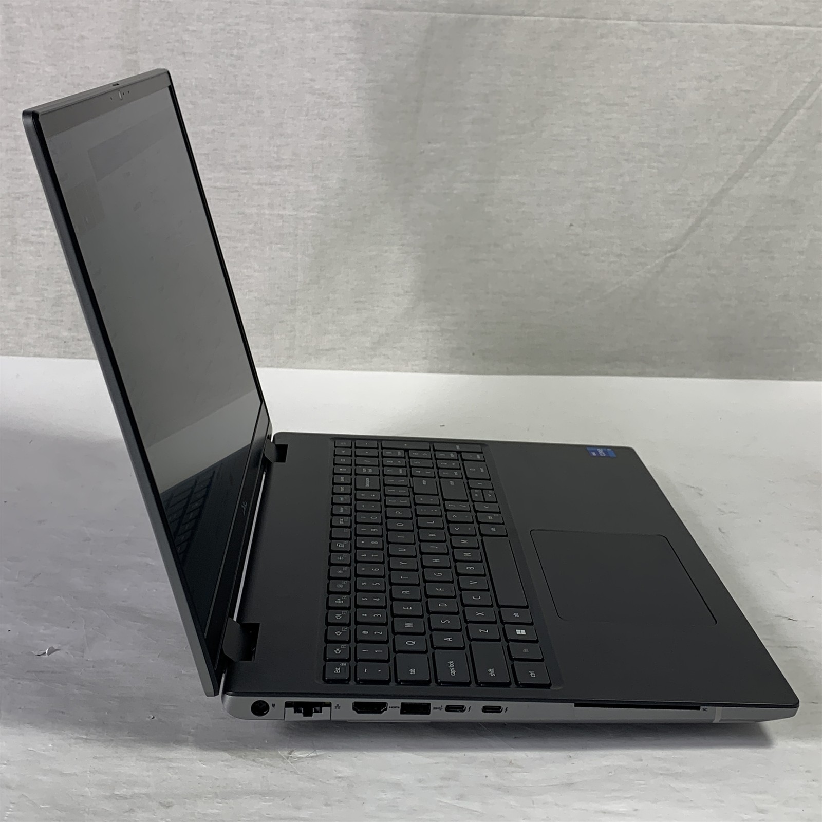 Dell Precision 7670 16″ Laptop Core i7-12850HX 2.1GHz 64GB 1TB NVMe SSD – Win 11