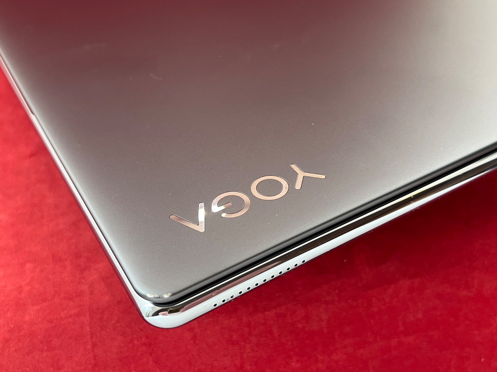 4K LENOVO YOGA 9i 14″ CONVERTIBLE LAPTOP 512GB SSD 16GB RAM INTEL i7-1260P +CASE