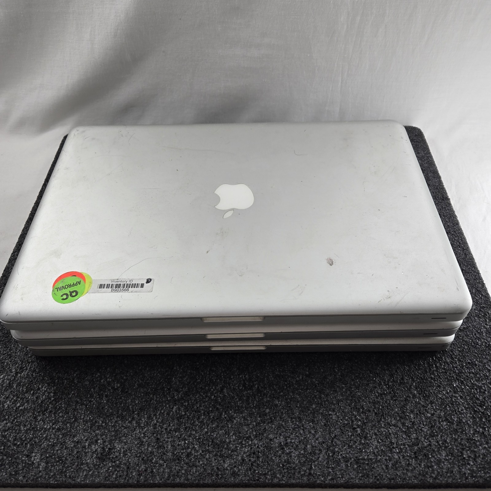 Lot of (4) Apple MacBook Pro A1286 Core 2 Duo – Mixed condition — PARTS