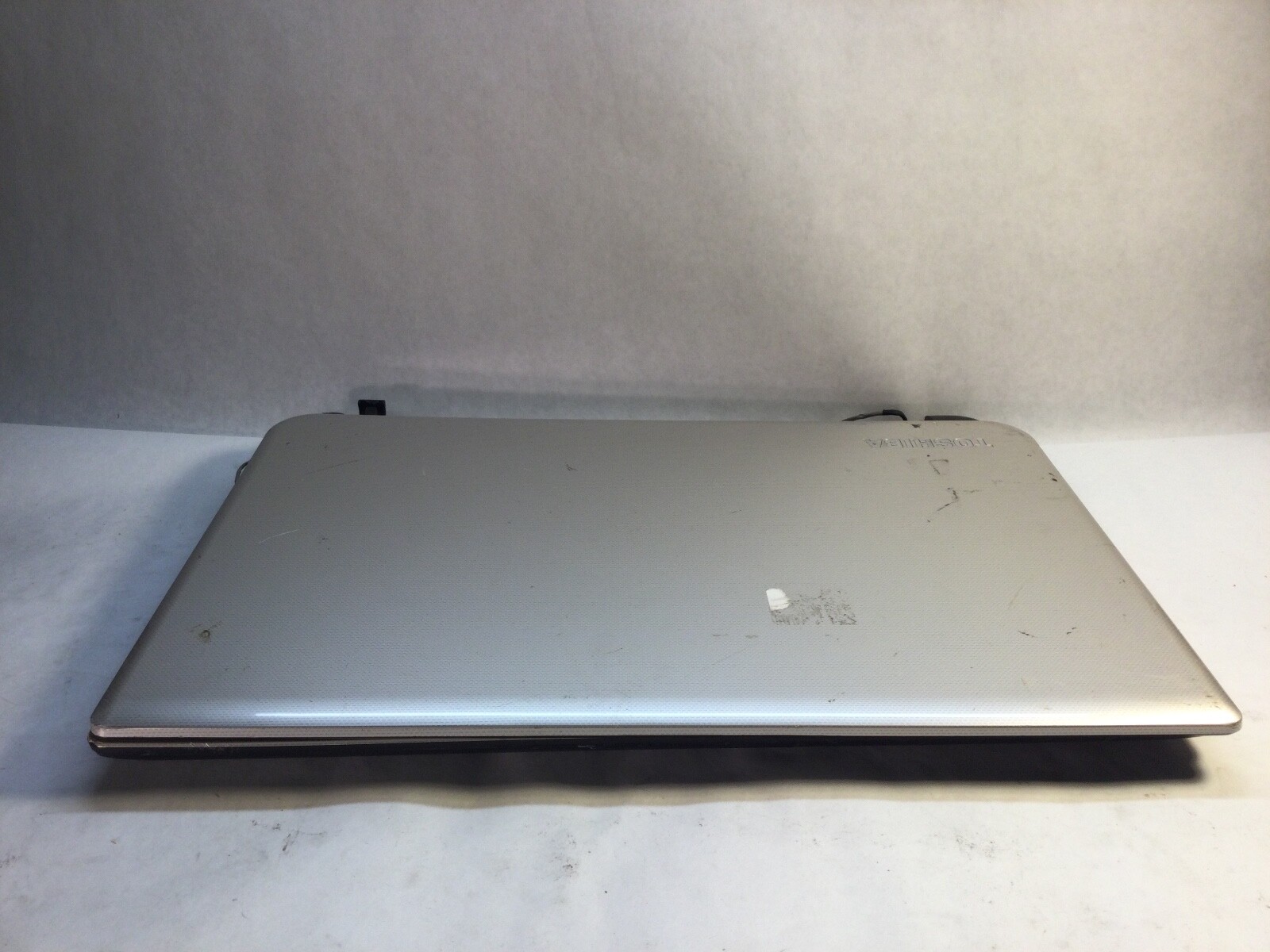Toshiba Satellite L55 Intel Core i5 3rd Gen. -POWERS/NO BOOT *Parts* -MZ
