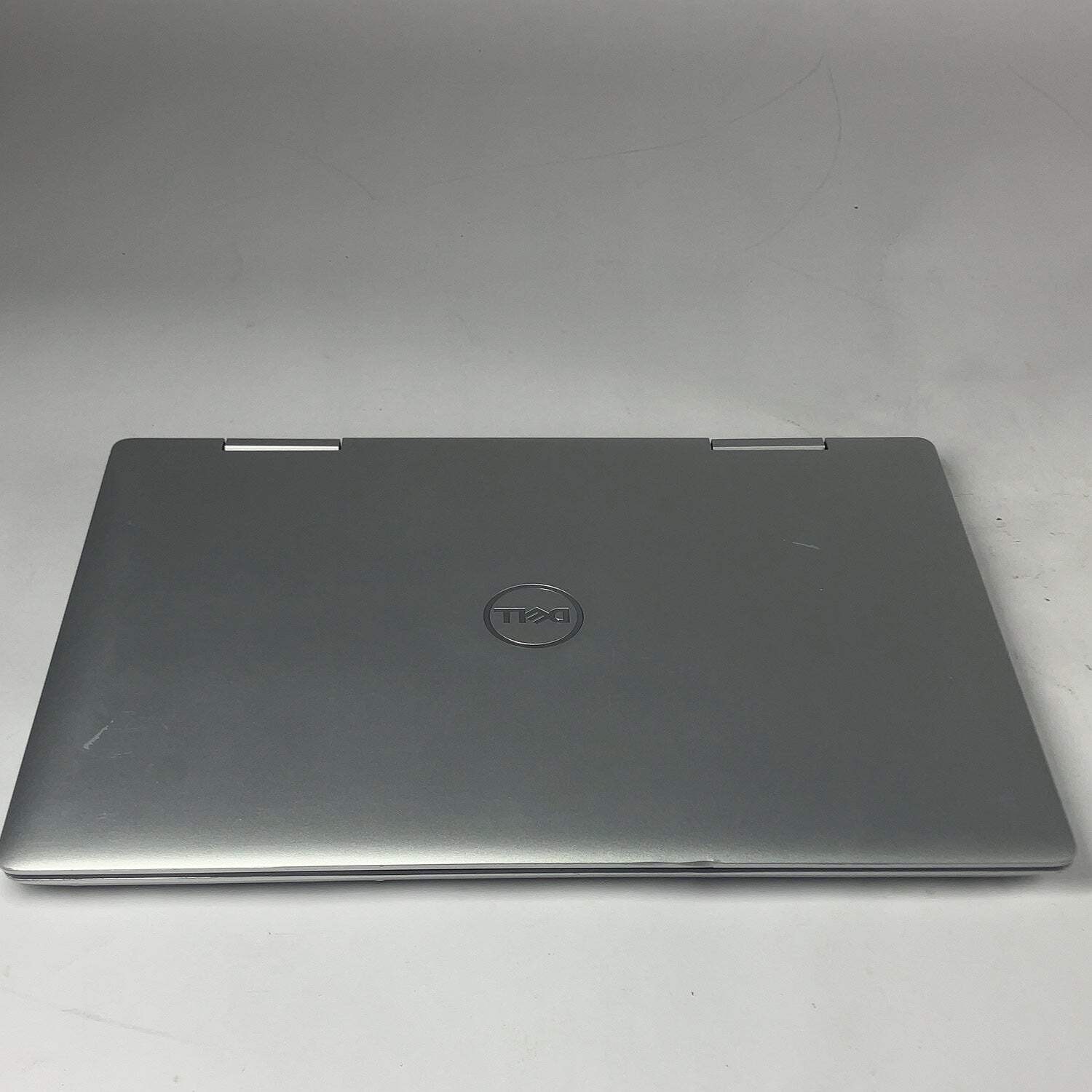 Dell Inspiron 5491 14″ i7-10510U 2.3GHz 8GB RAM 256GB SSD WIN 11