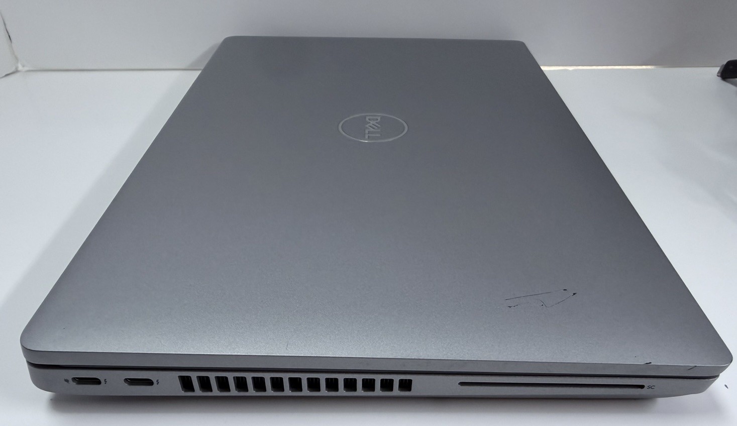 Dell Latitude 5421 Laptop – 2.5 GHz i7-11850H 16GB 512GB SSD Windows 11